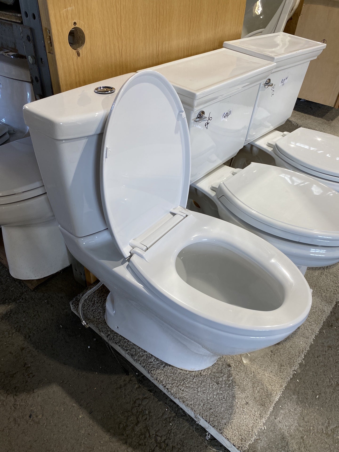 Toto Toilet White BZ3