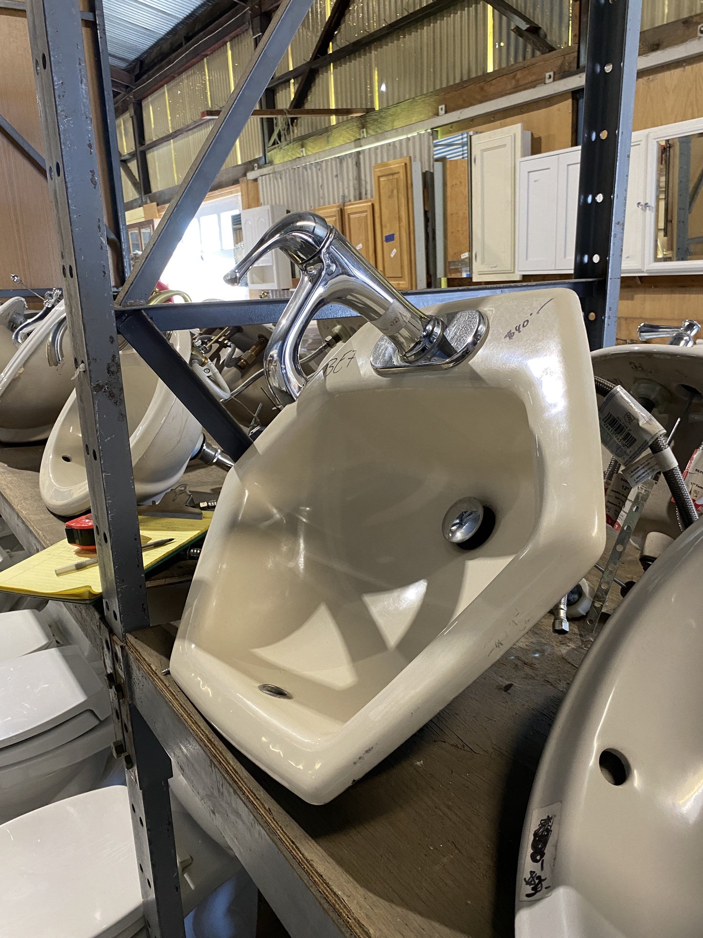 Beige Hexagon Sink BE7
