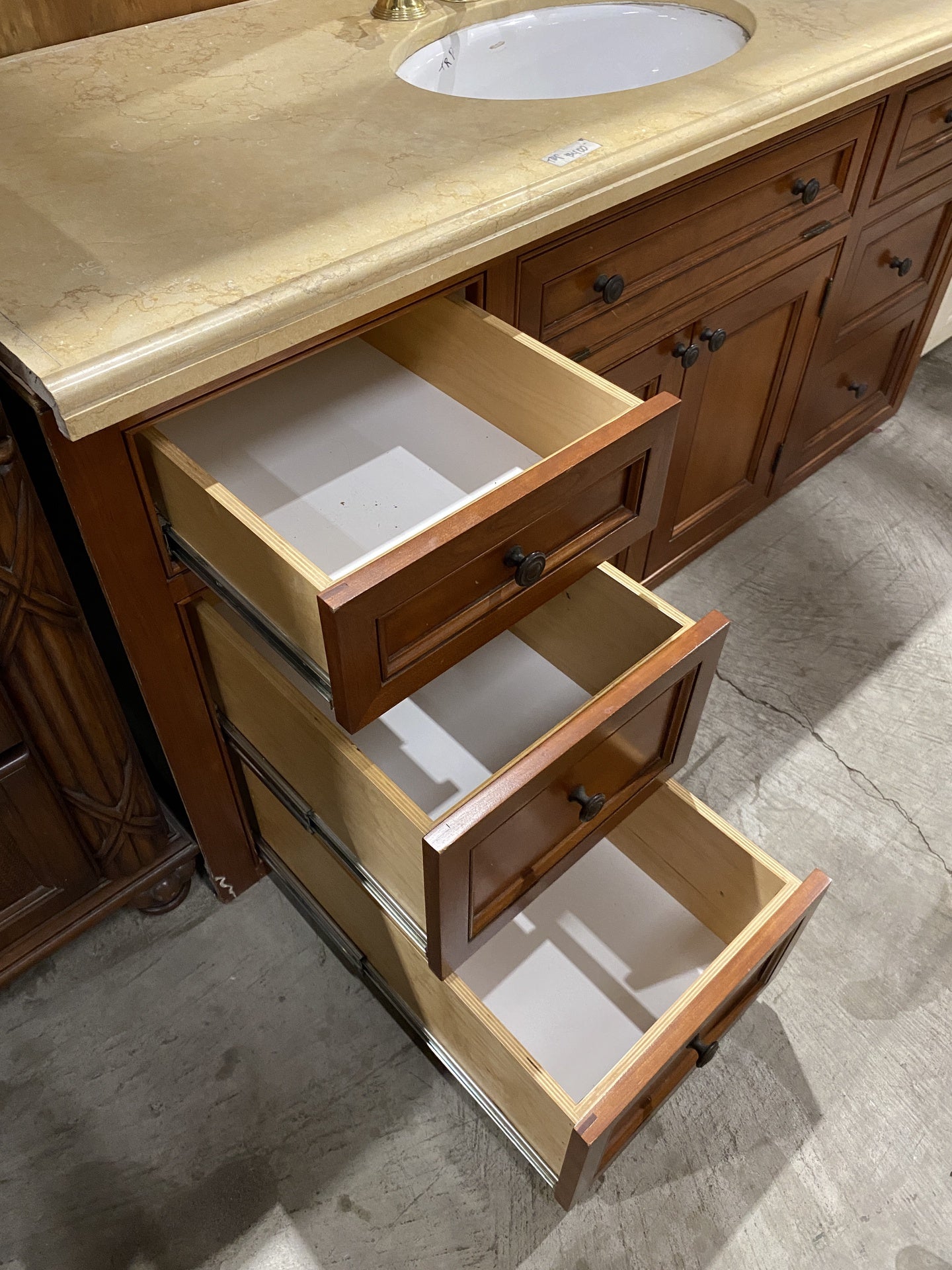 Wide Bathroom Vanity TRP