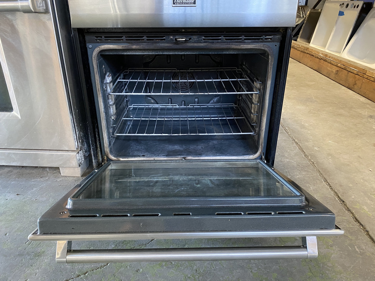 Thermador Professional Double Oven BZ7