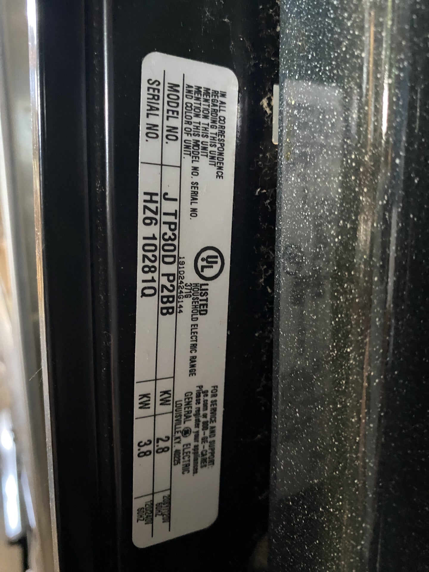 Black GE Single Oven TRP