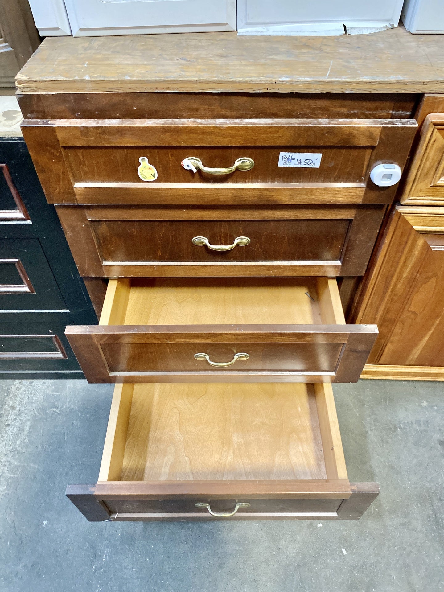 Brown 4 Drawer Cabinet BX6