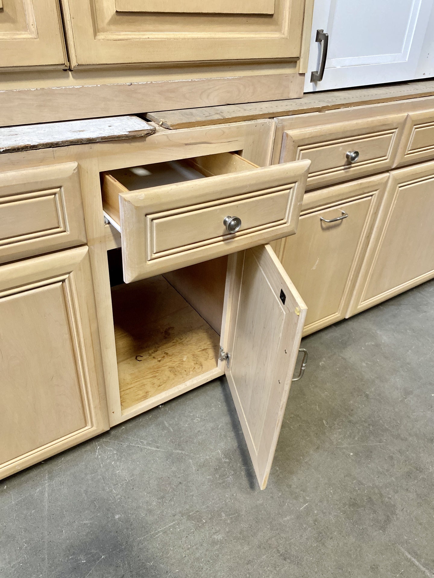 Light Brown Bottom Cabinet 1 TRP