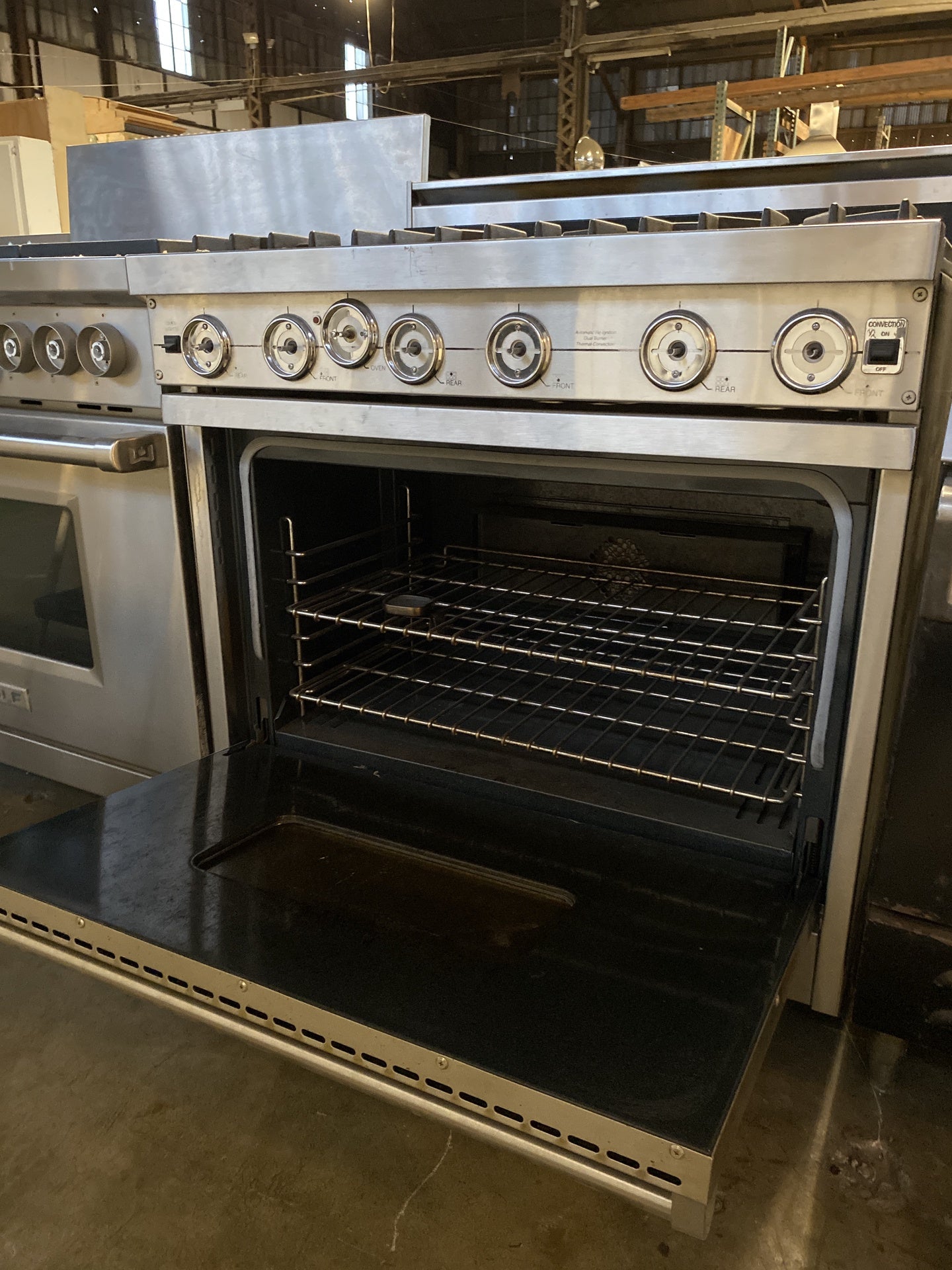 Viking 6 Burner Range BV4