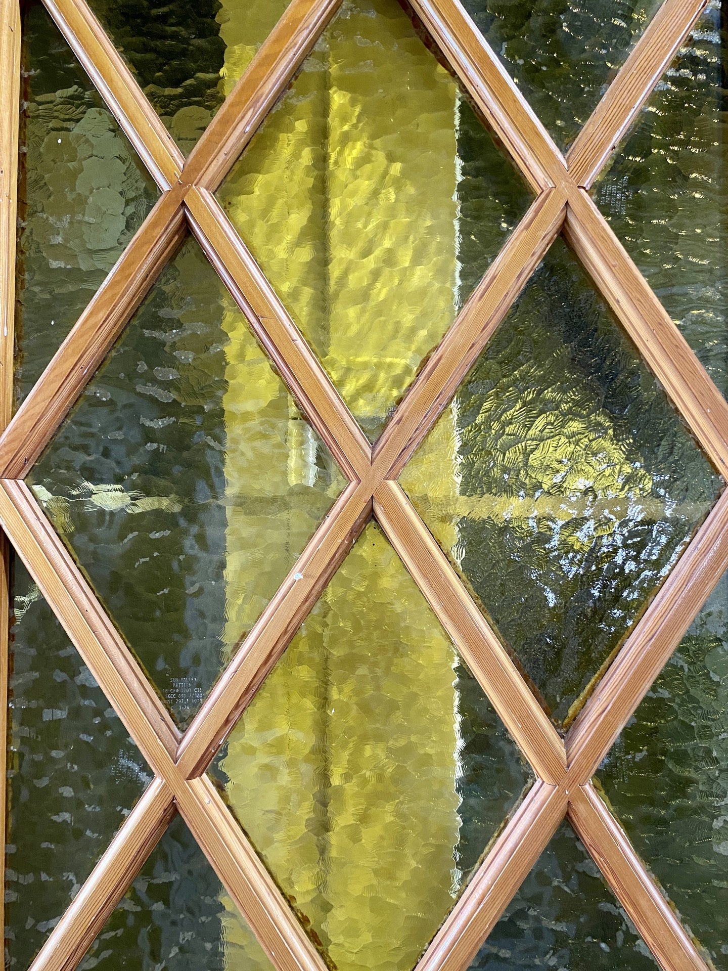 Vintage Door Yellow Glass CI2