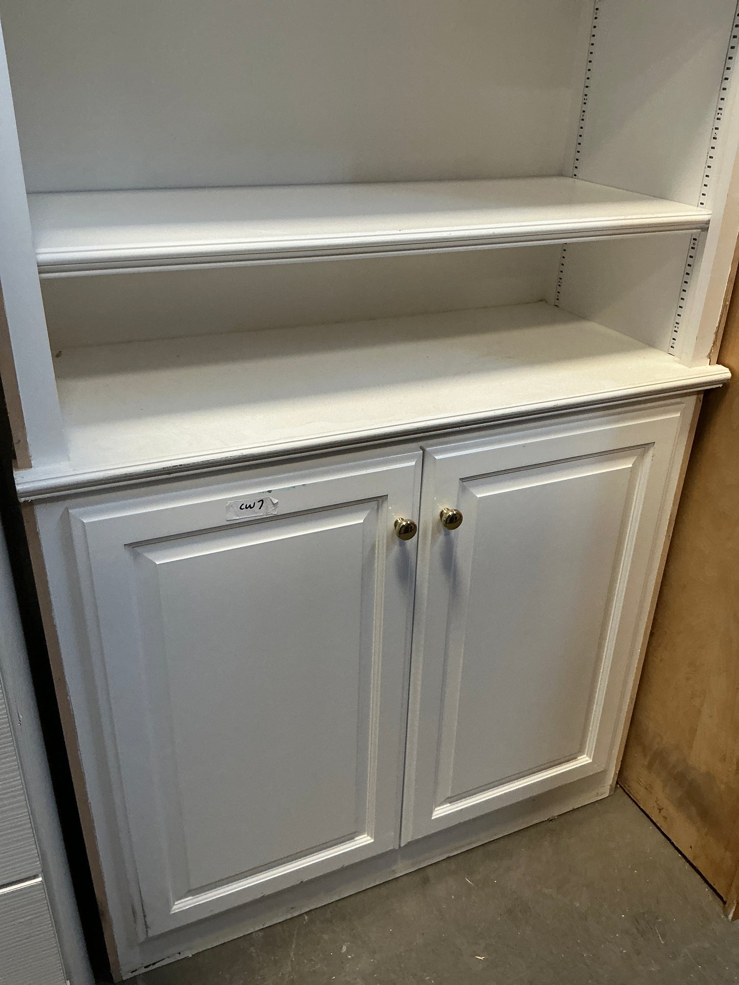 Cabinet, CW7