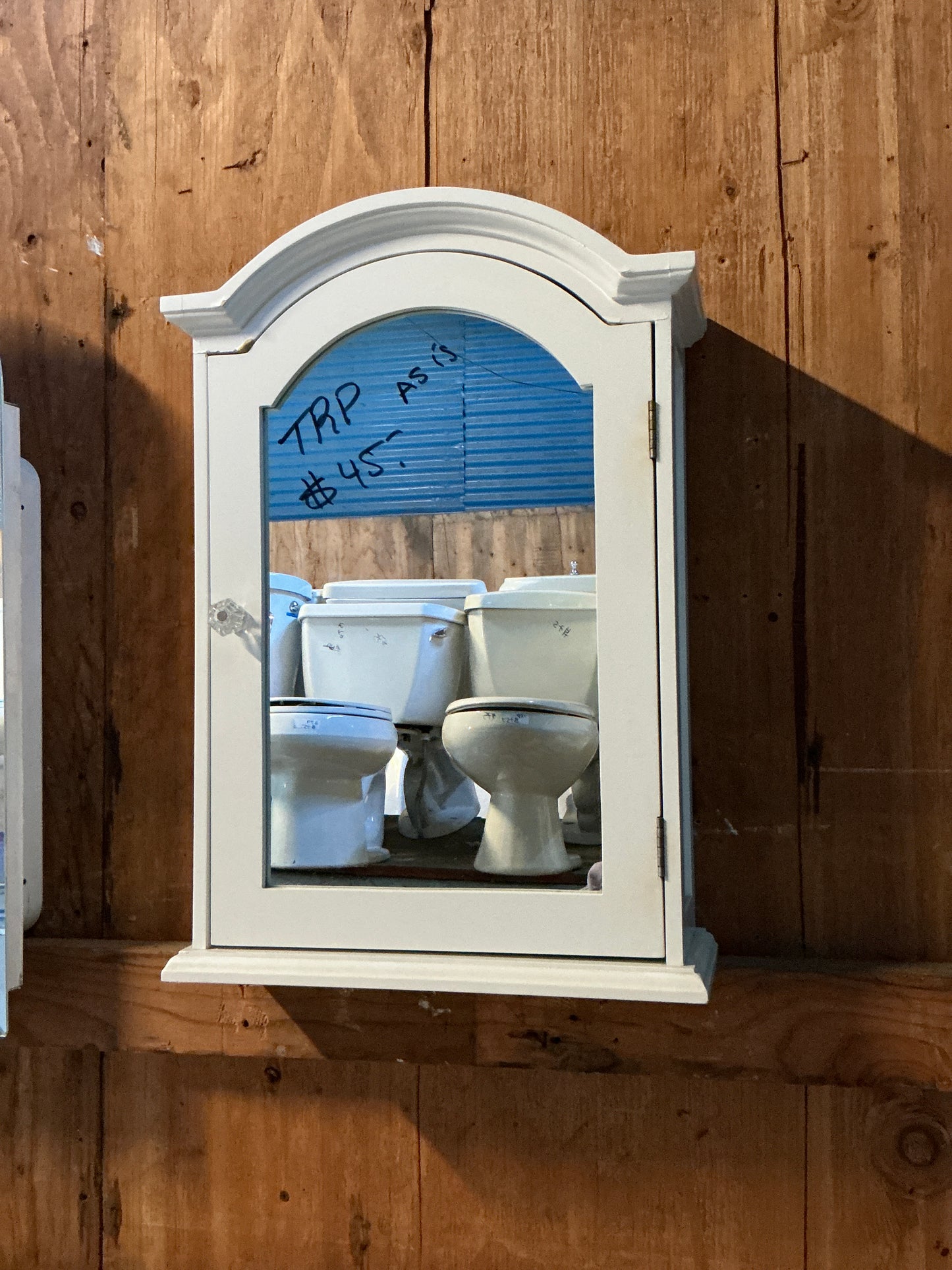 Medicine cabinet, mirror, TRP