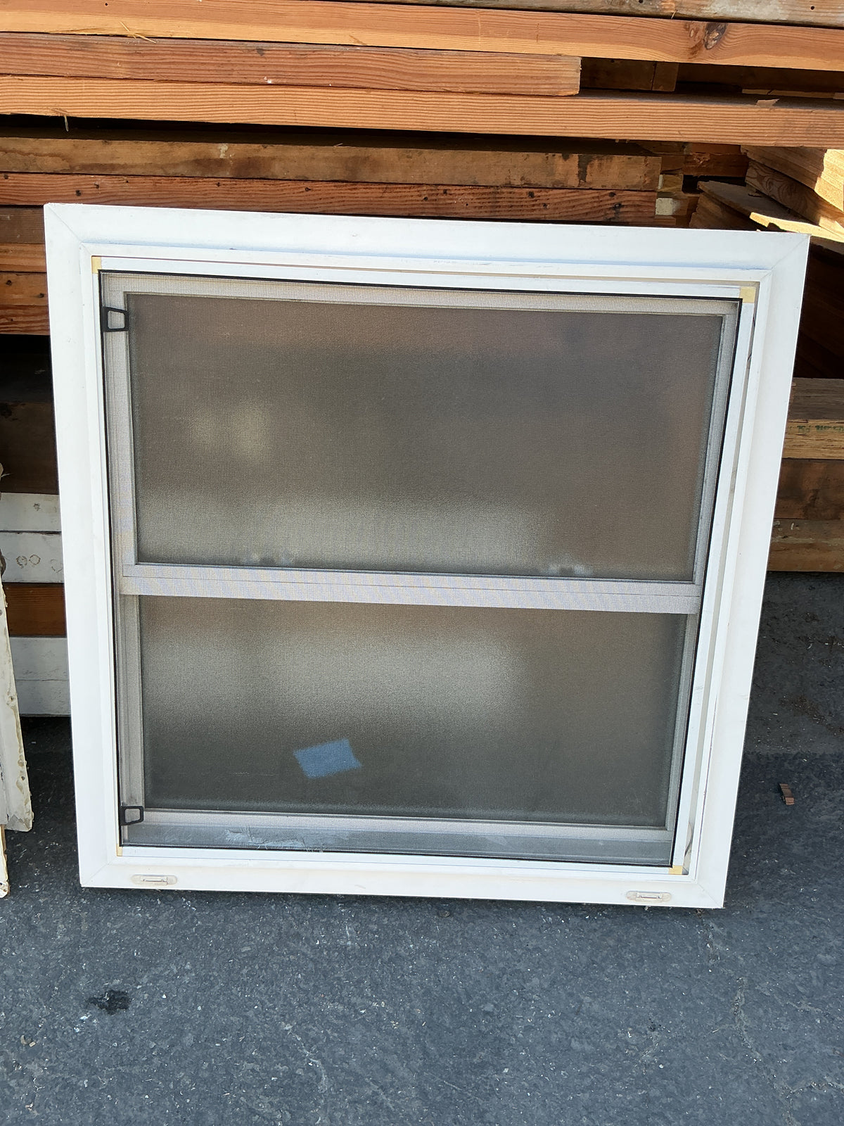 Window, Vinyl, Hung, PA