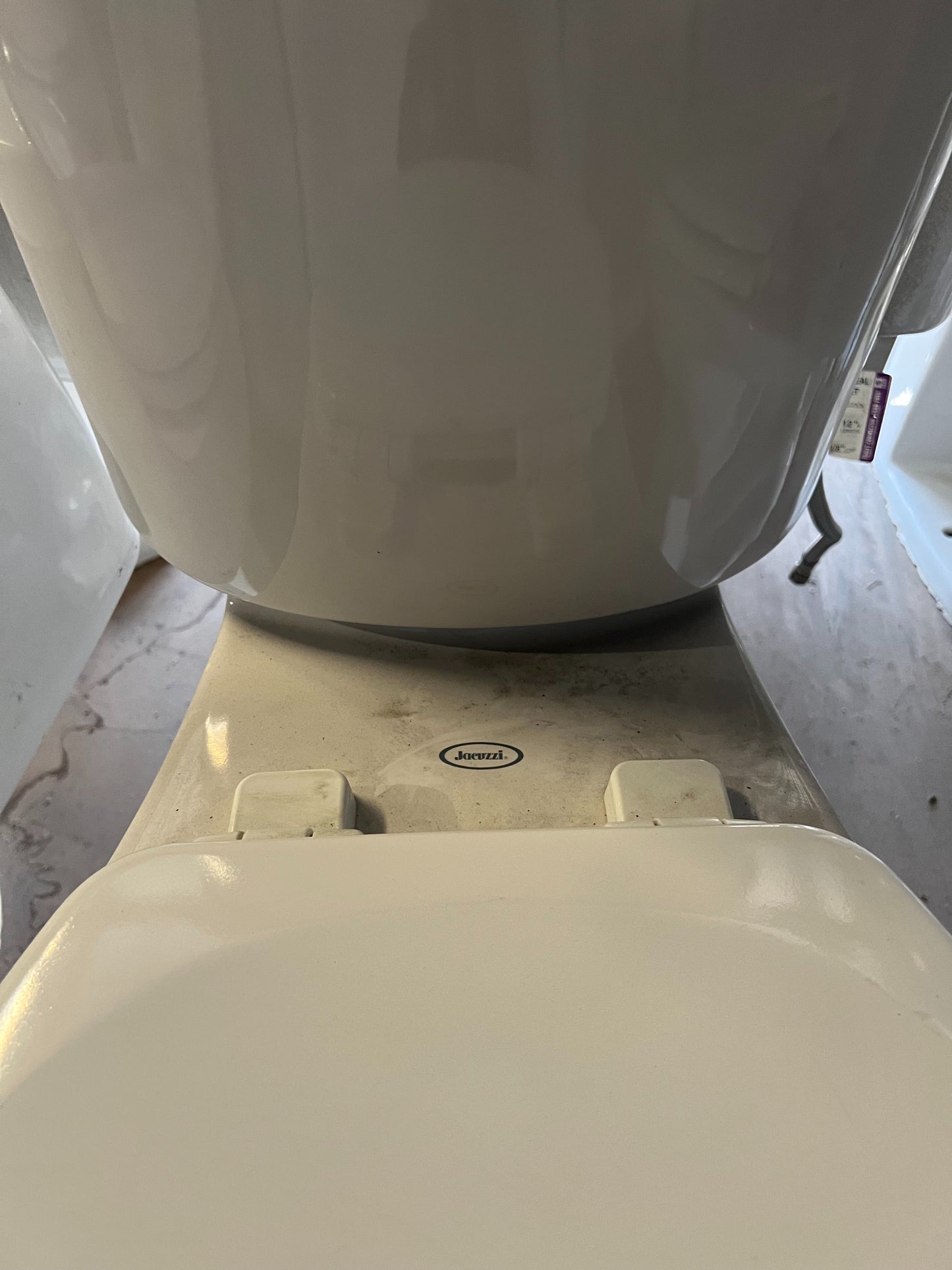 Toilet · Two-Piece · Jacuzzi · TRP