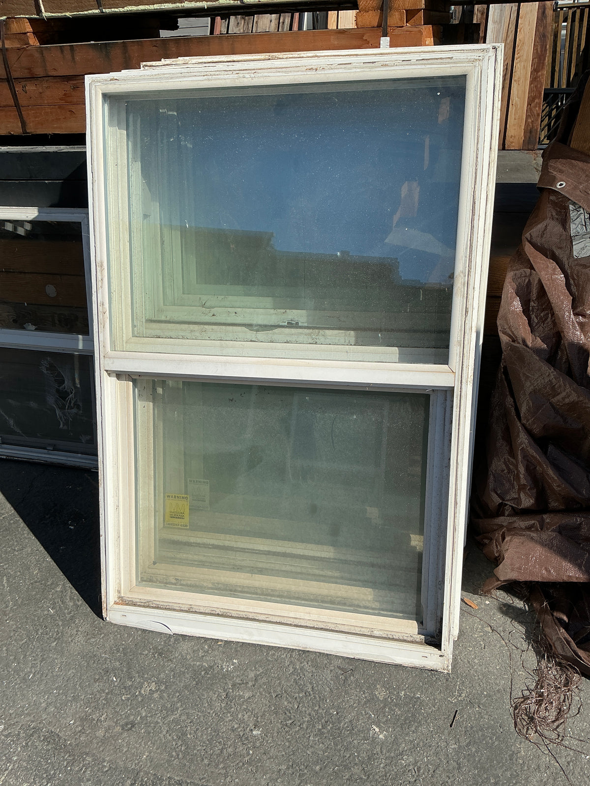 Window, Vinyl, Hung, CZ9