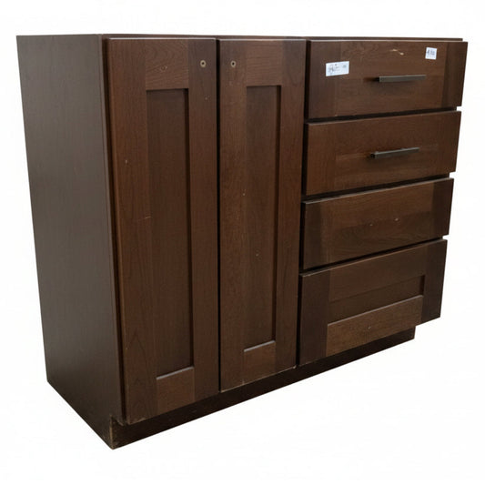 Kitchen Cabinet, Base, CE7
