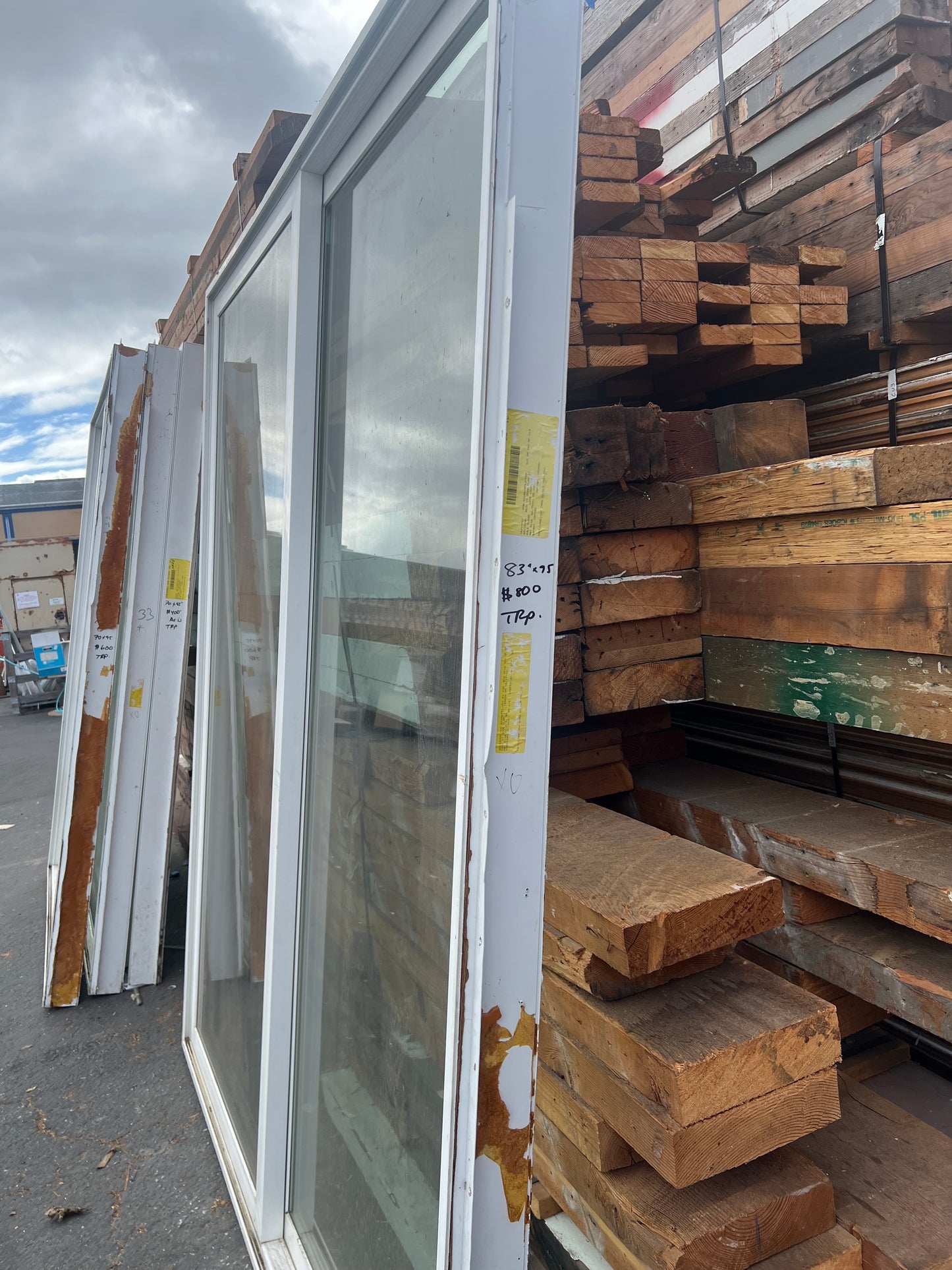White sliding patio door 83x95 TRP $800