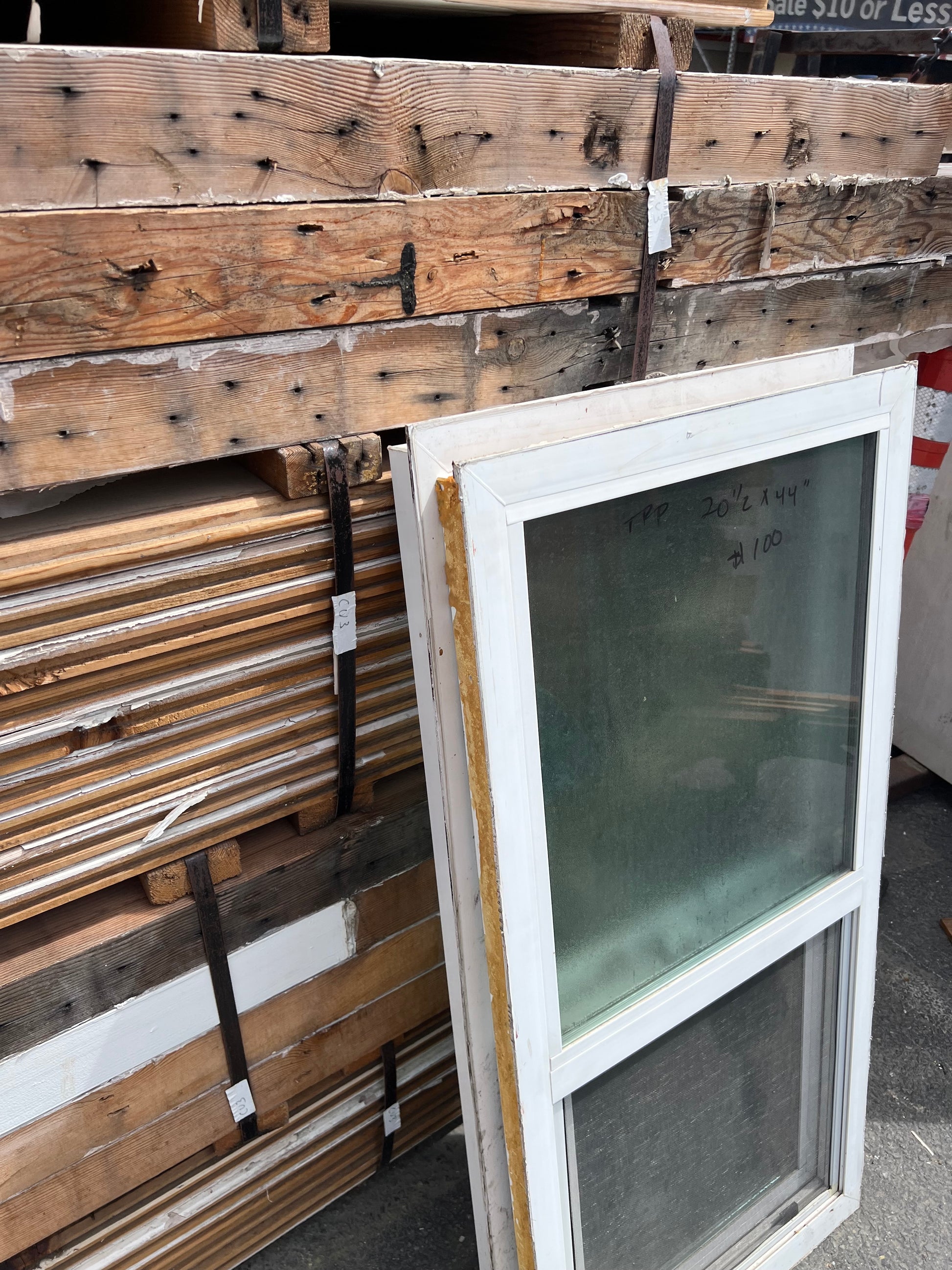 White hung window TRP 20.5x44 dimensions