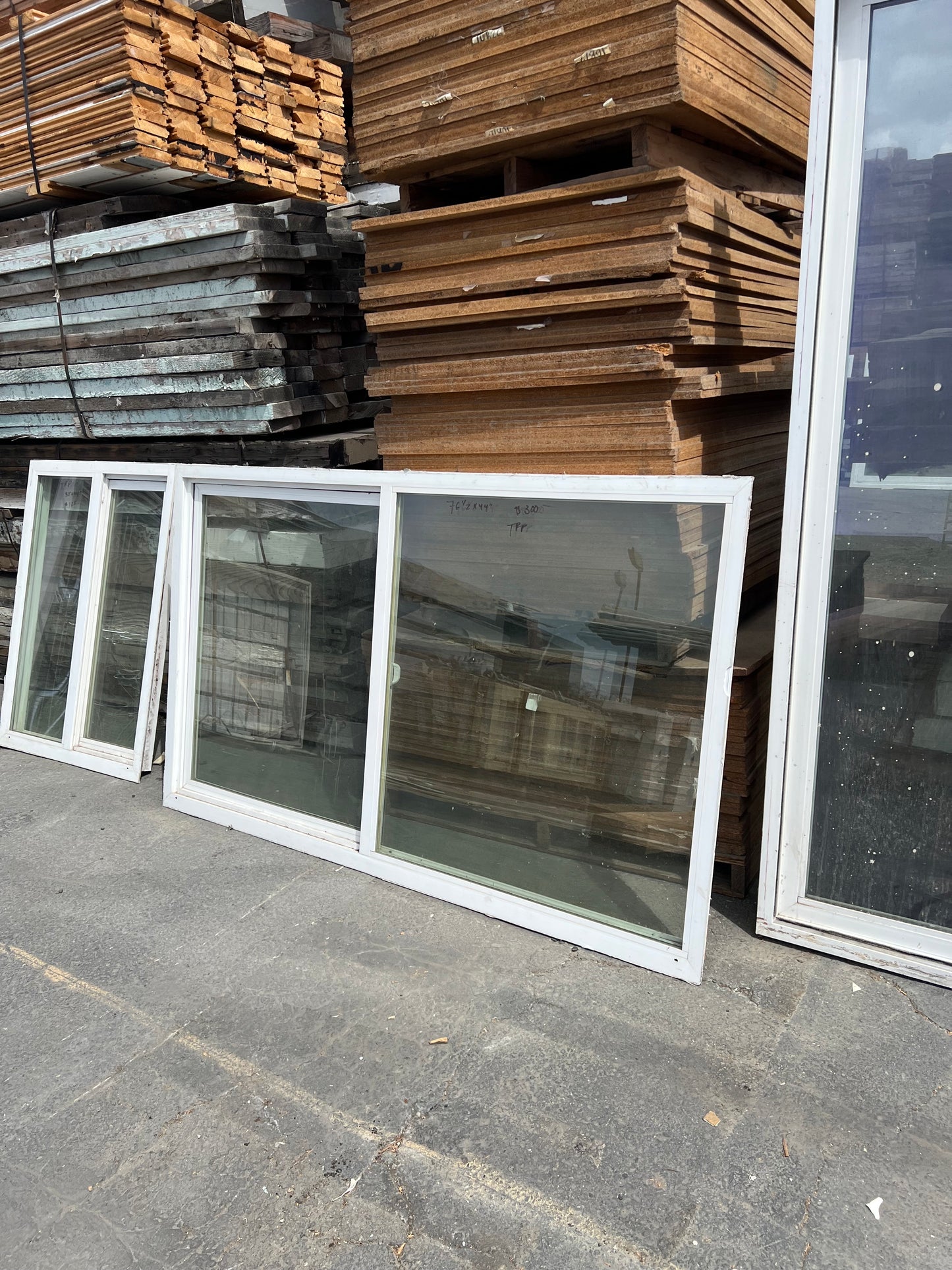 White vinyl sliding window 76.5x44 reclaimed Oakland