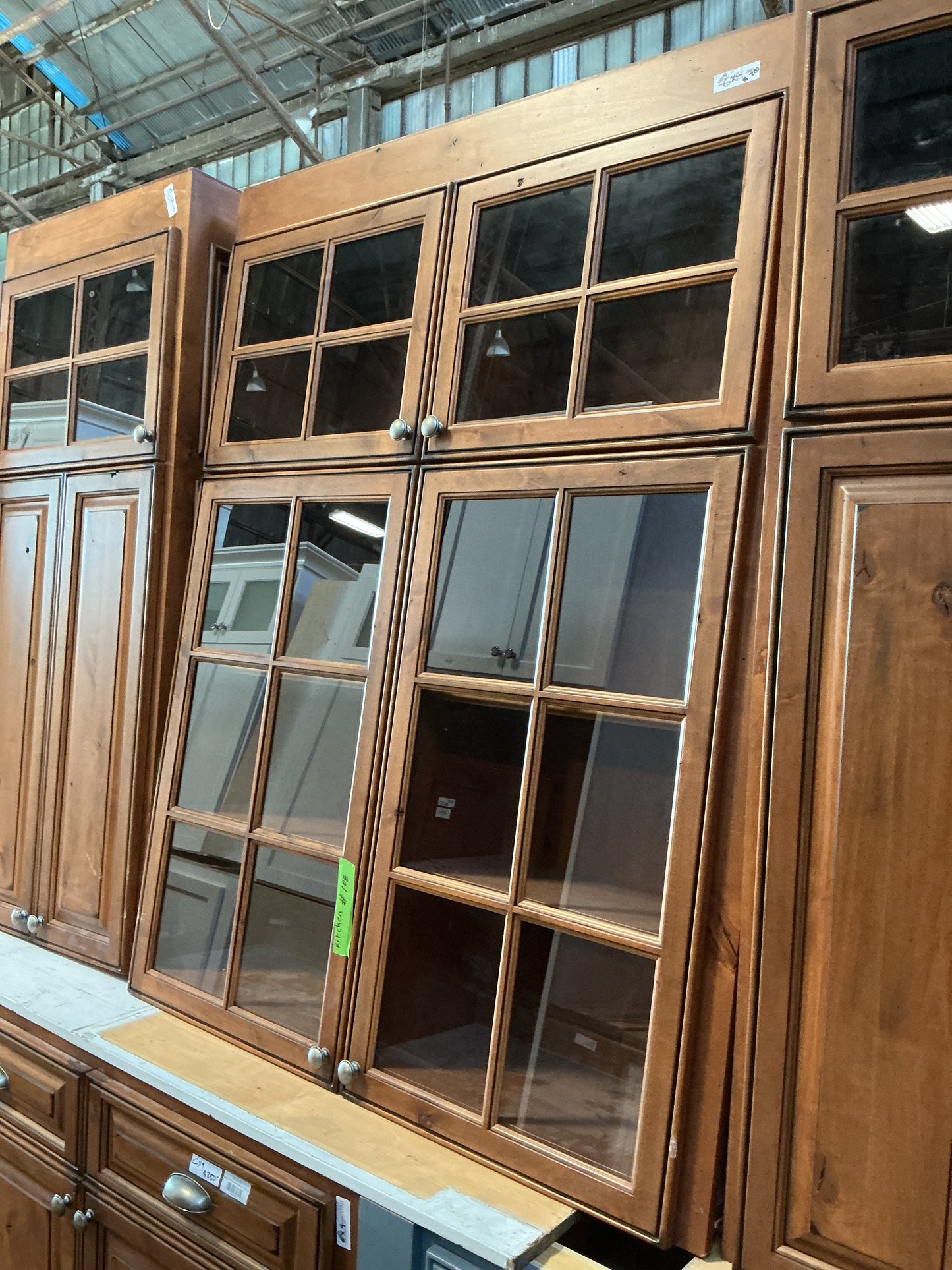 Cabinet, kitchen Upper Brown CX9