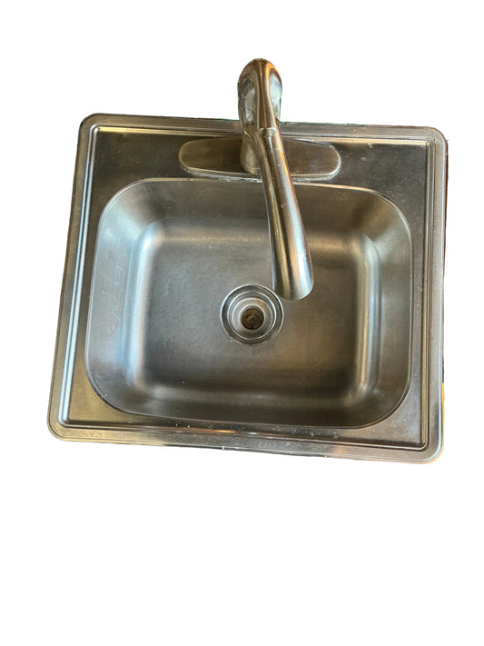 Kitchen Sink, w/Faucet, TRP