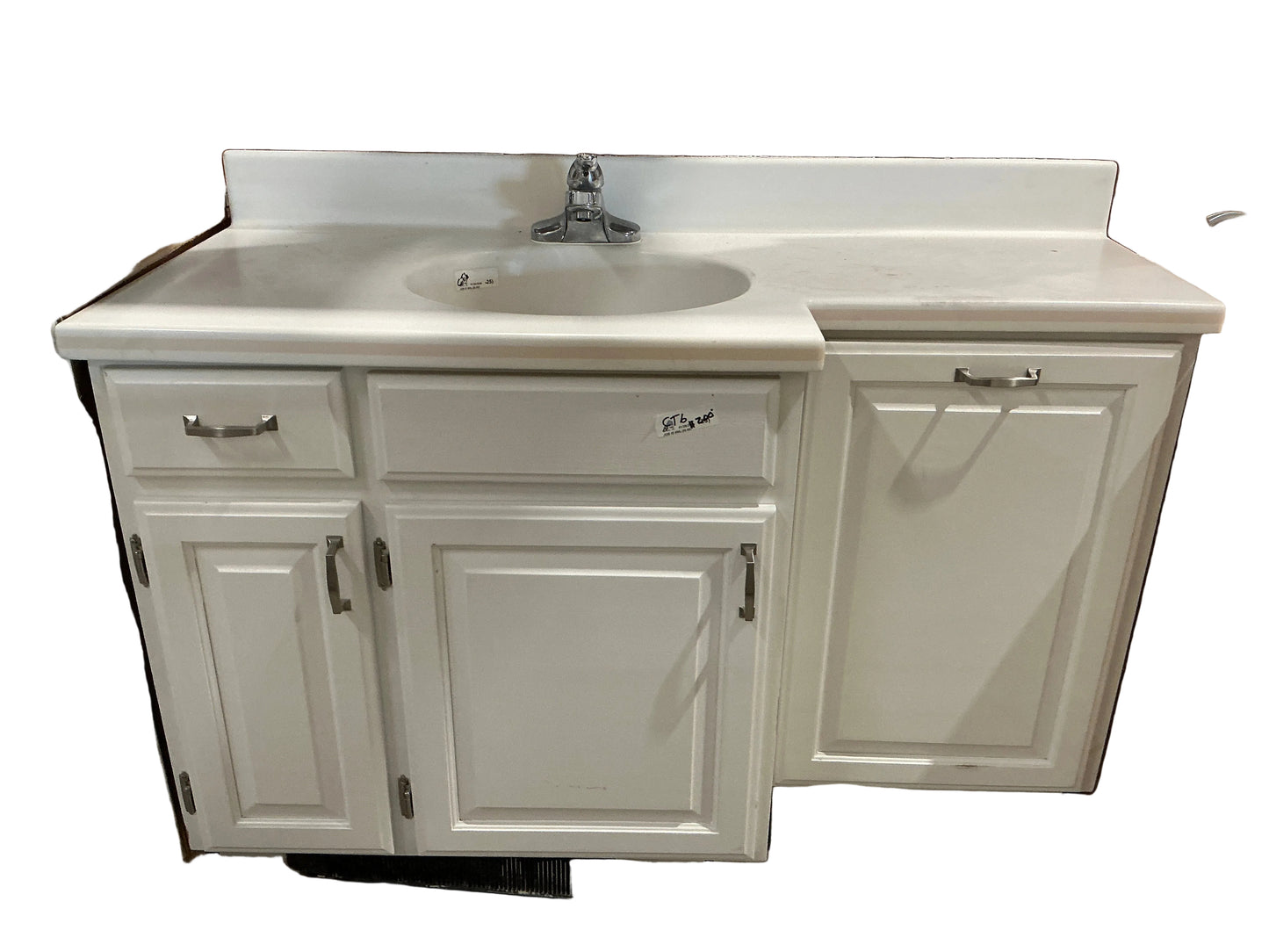 Bathroom vanity, CT6