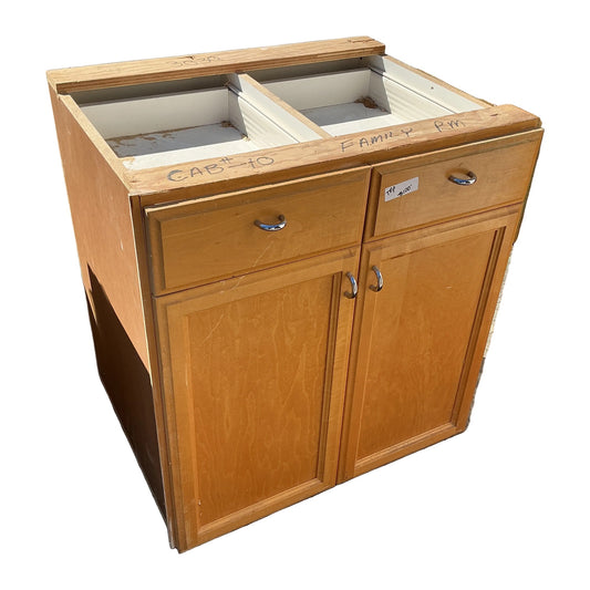 Kitchen base cabinet, 2-door 2-drawer, 31", TRP