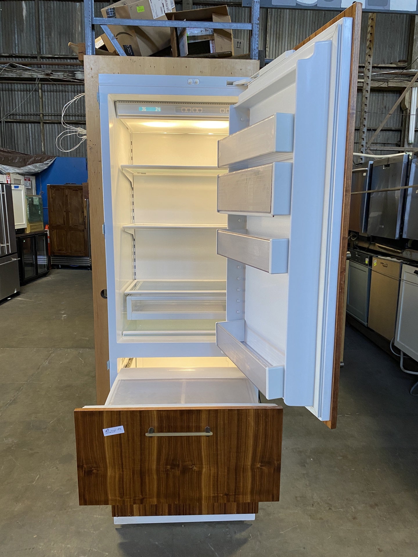 Sub Zero Refrigerator Freezer BQ3