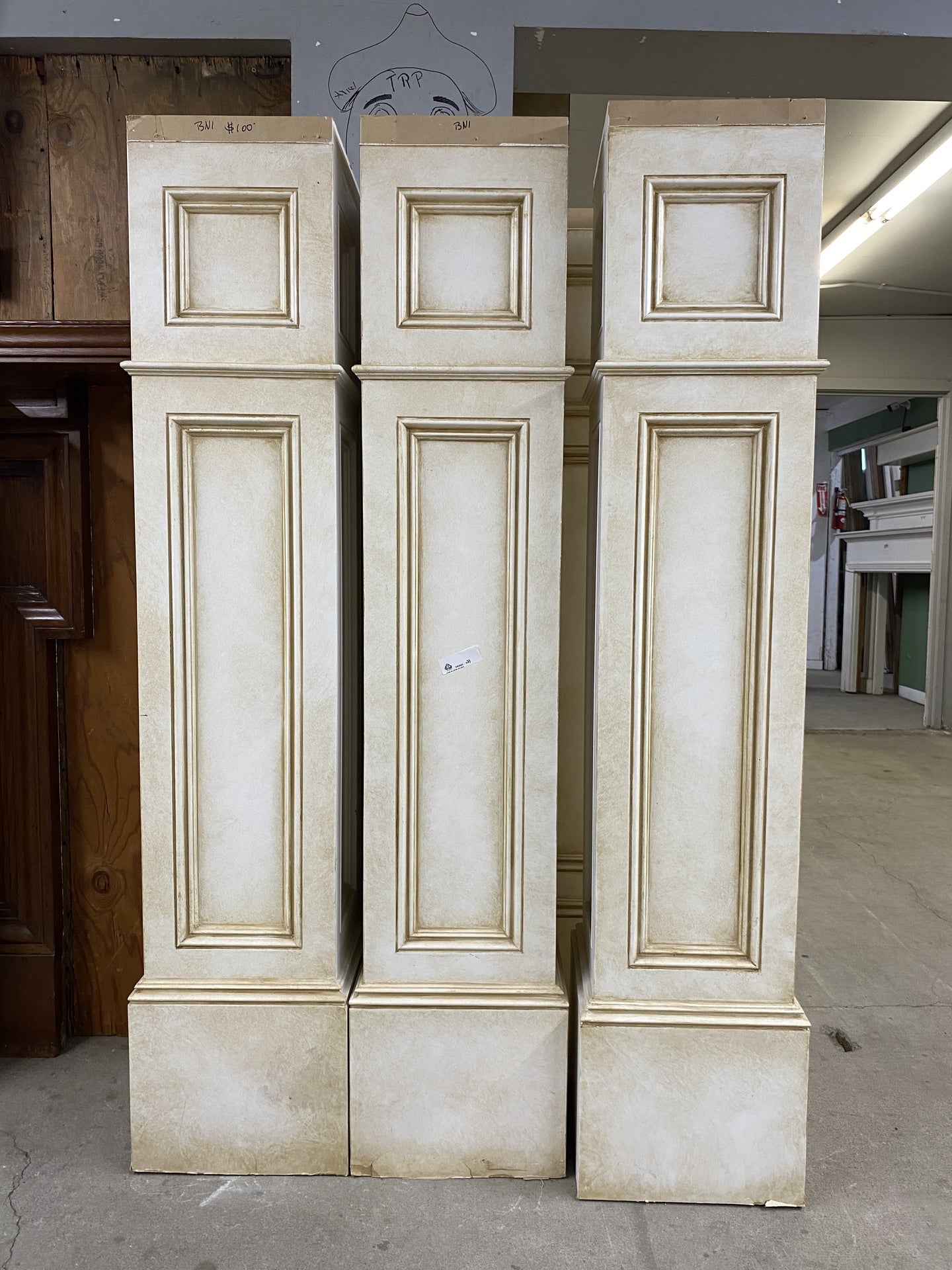 Architectural Column BN1