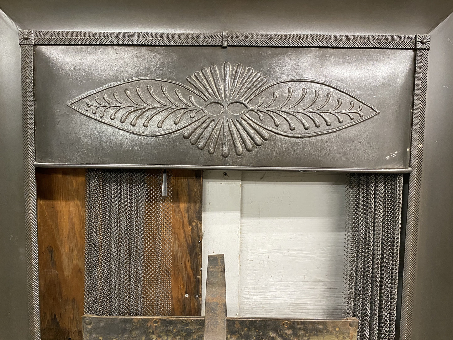 Metal Fireplace Mantle AM5