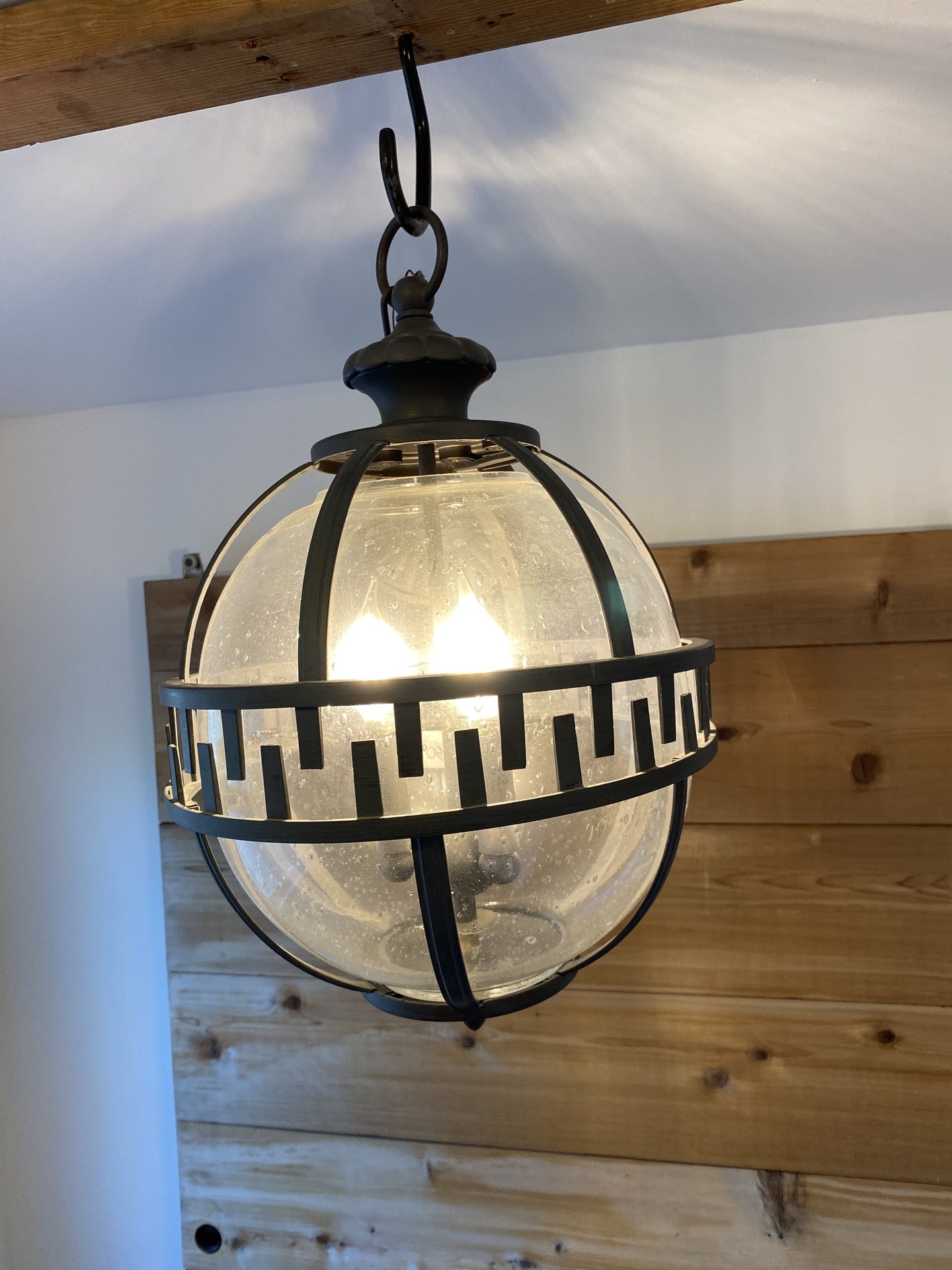 Globe Hanging Lamp BT8