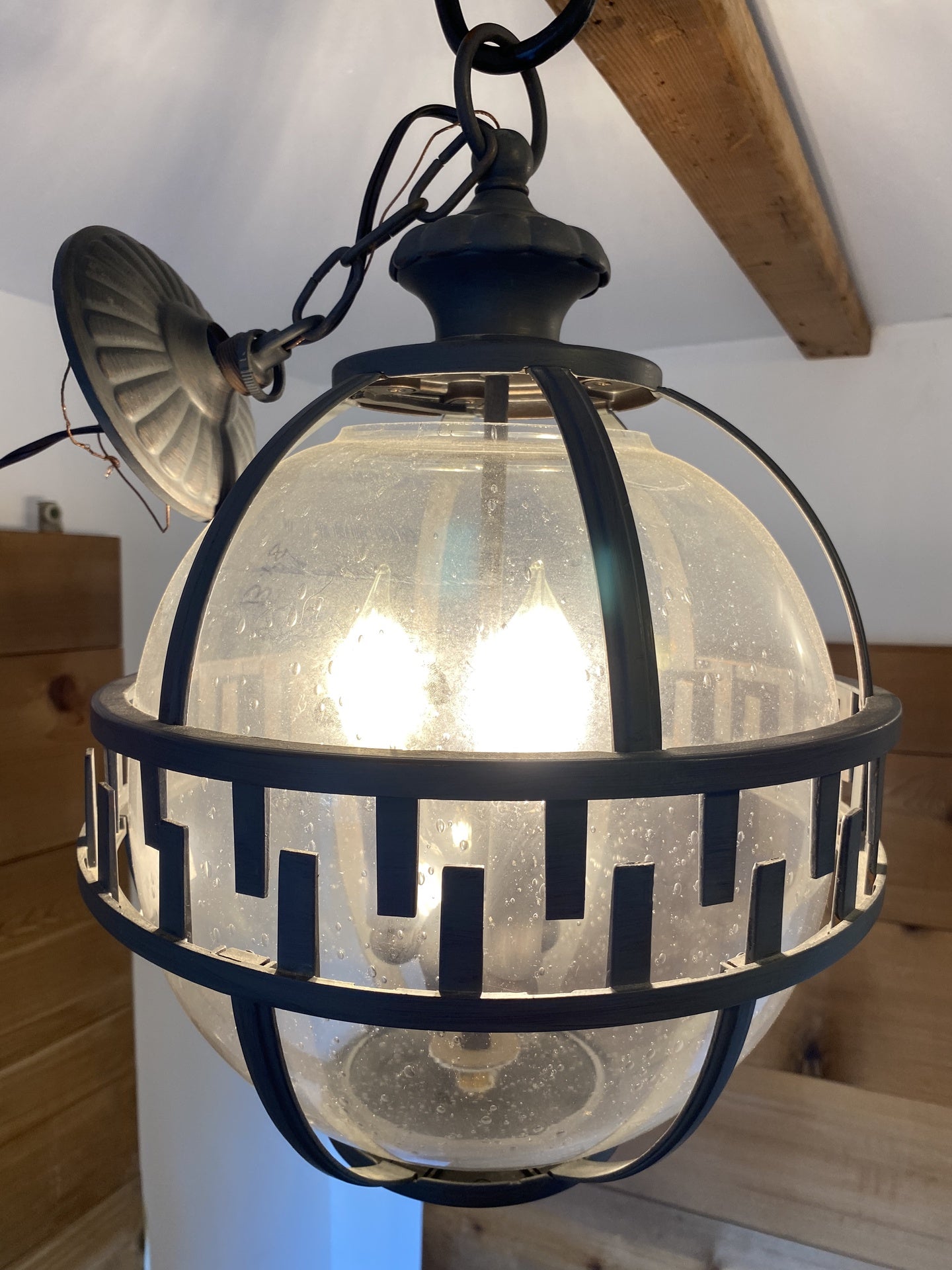Globe Hanging Lamp BT8