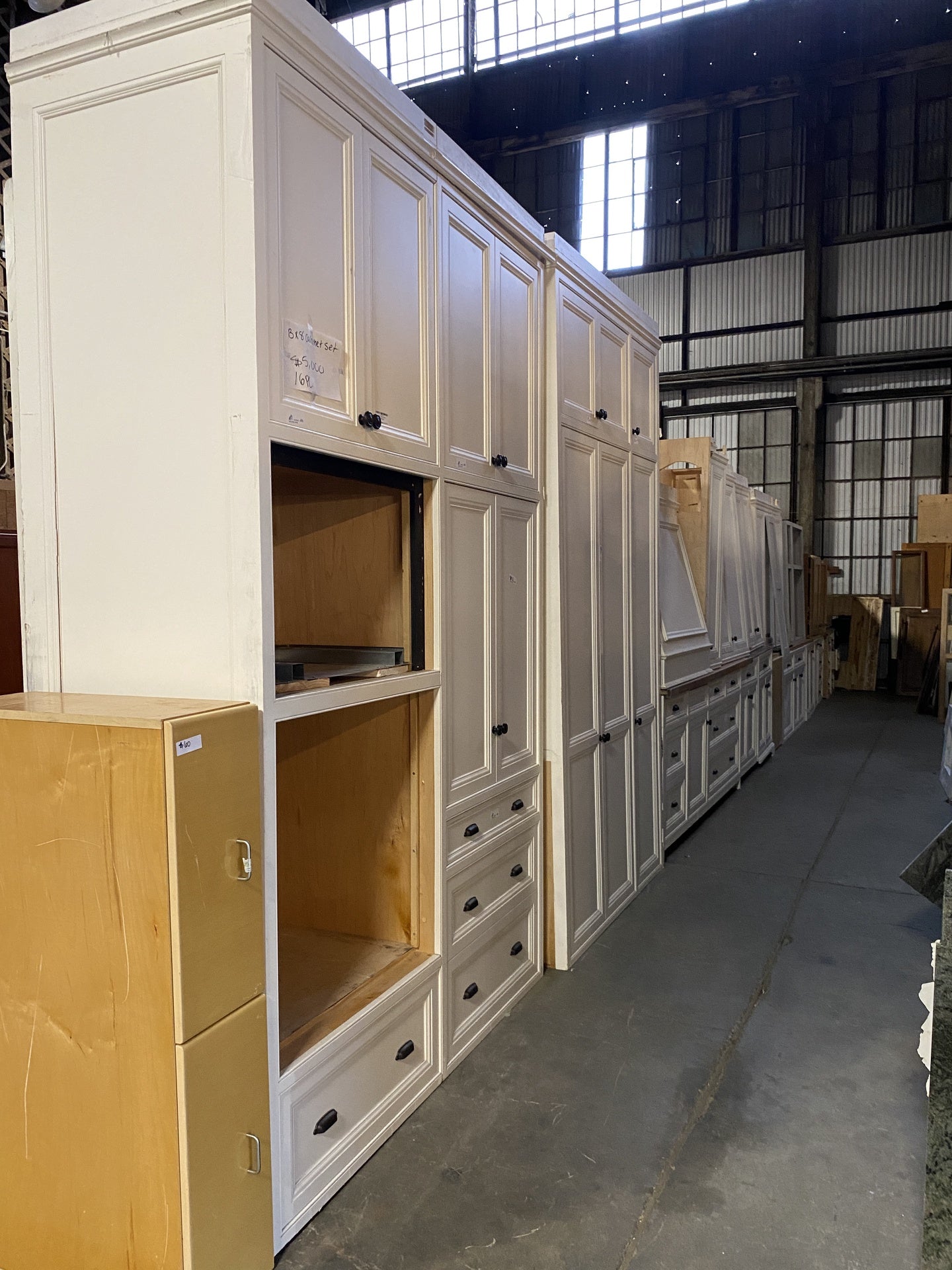 White Cabinet Set BX8