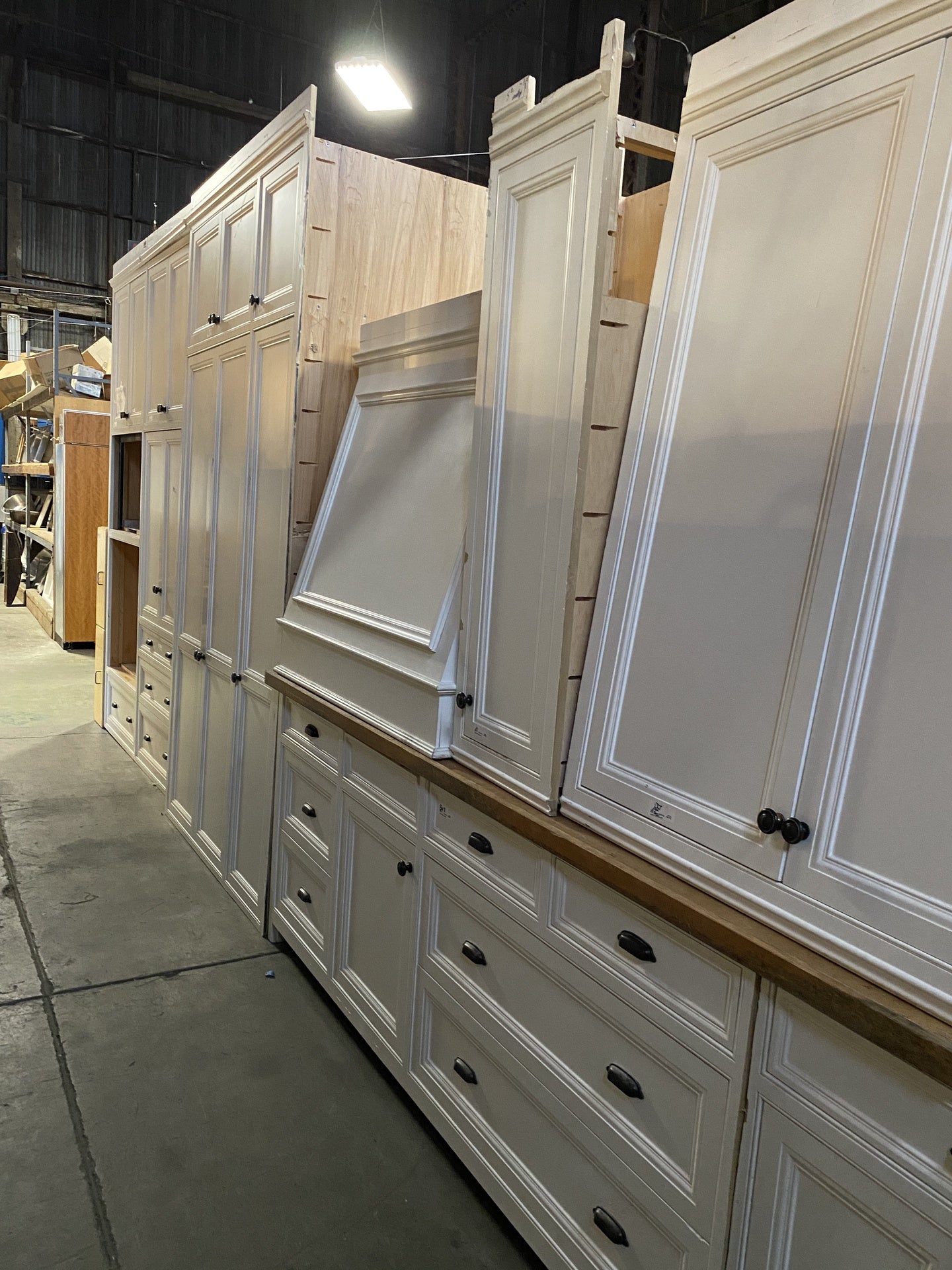White Cabinet Set BX8