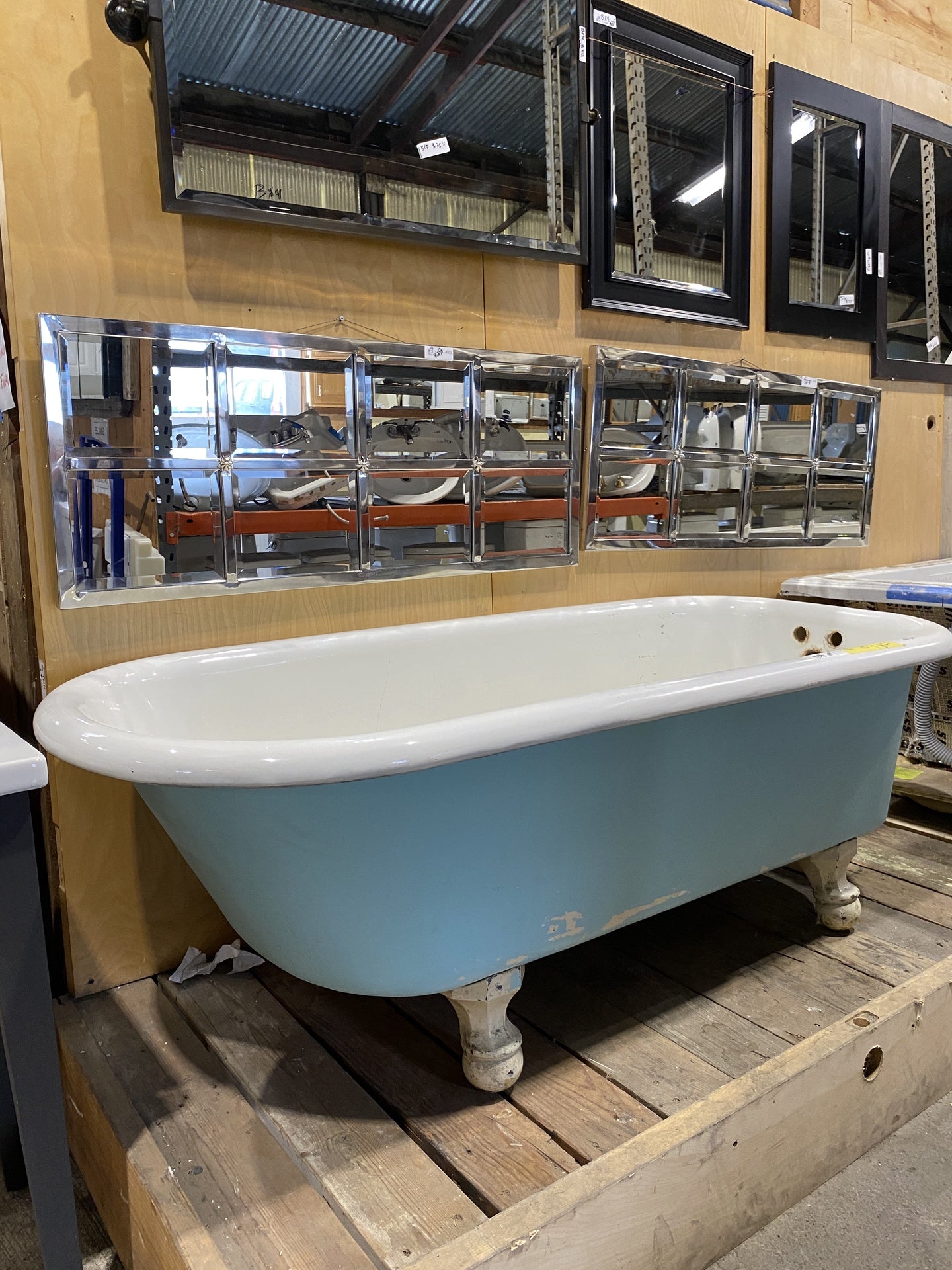 Cast Iron Clawfoot Tub Blue BZ3