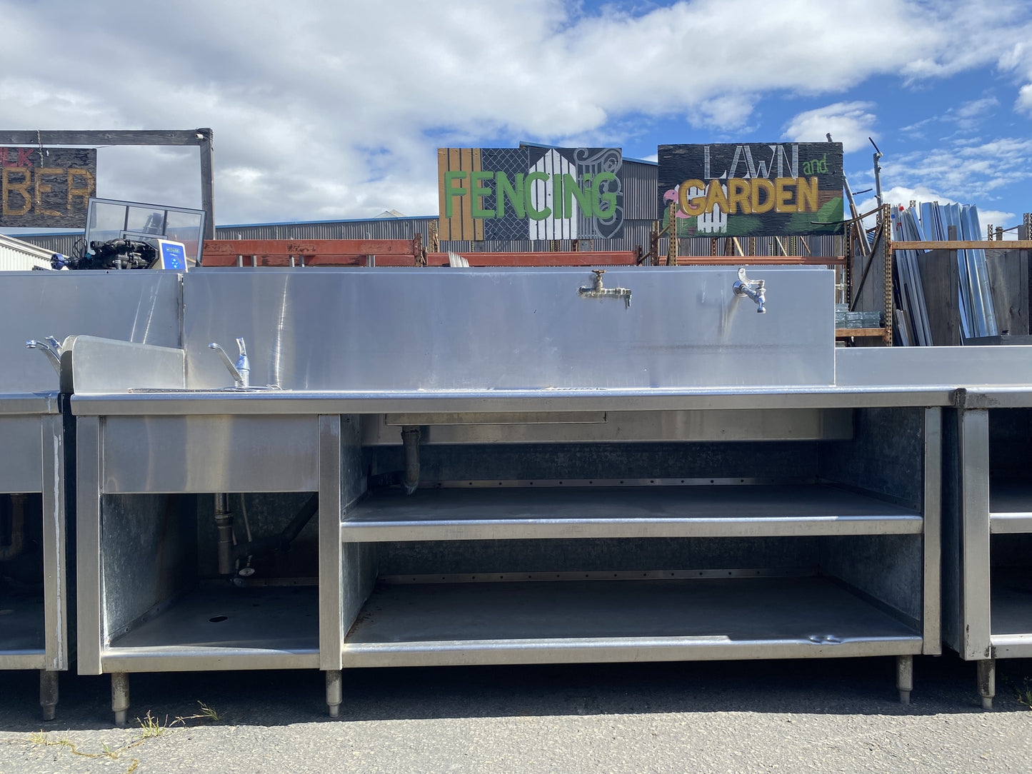 Restaurant Supply Stainless Steel Sink Table 1 TRP