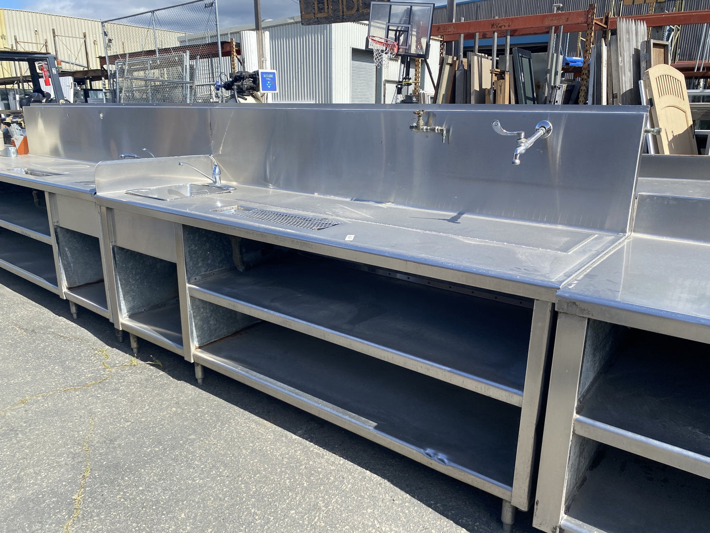 Restaurant Supply Stainless Steel Sink Table 1 TRP