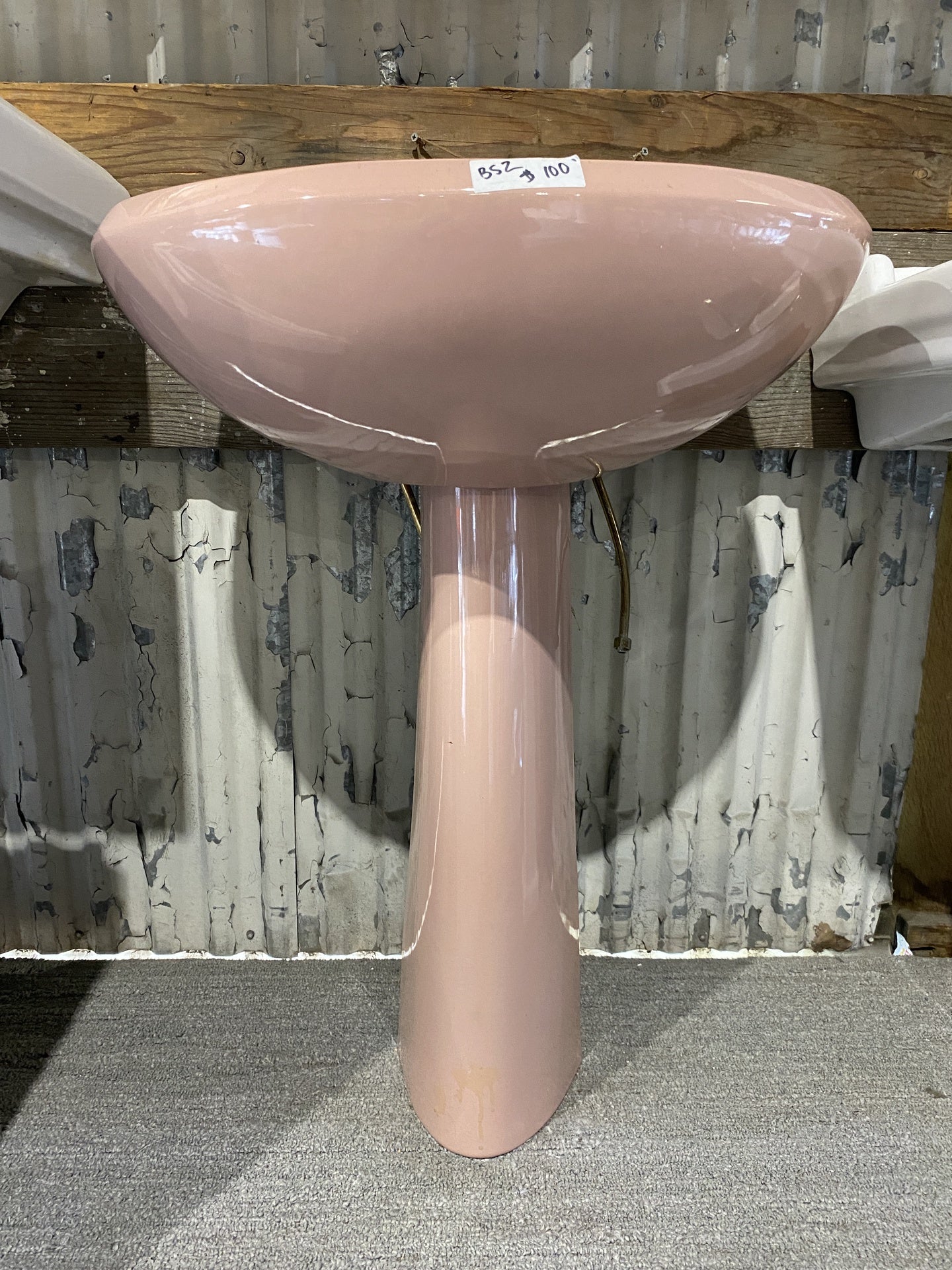 Vintage Pedestal Sink Pink BS2