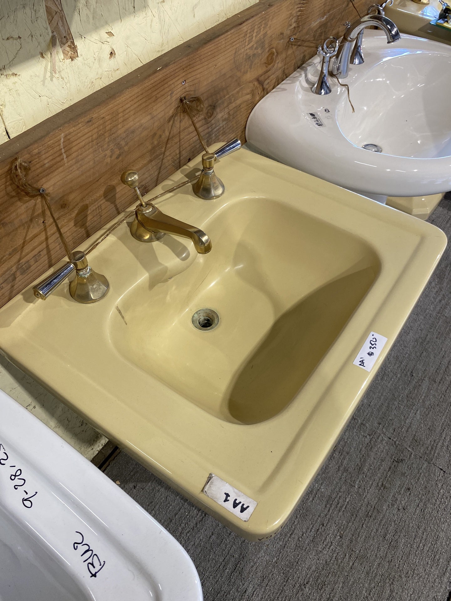 Vintage Pedestal Sink Yellow AA1