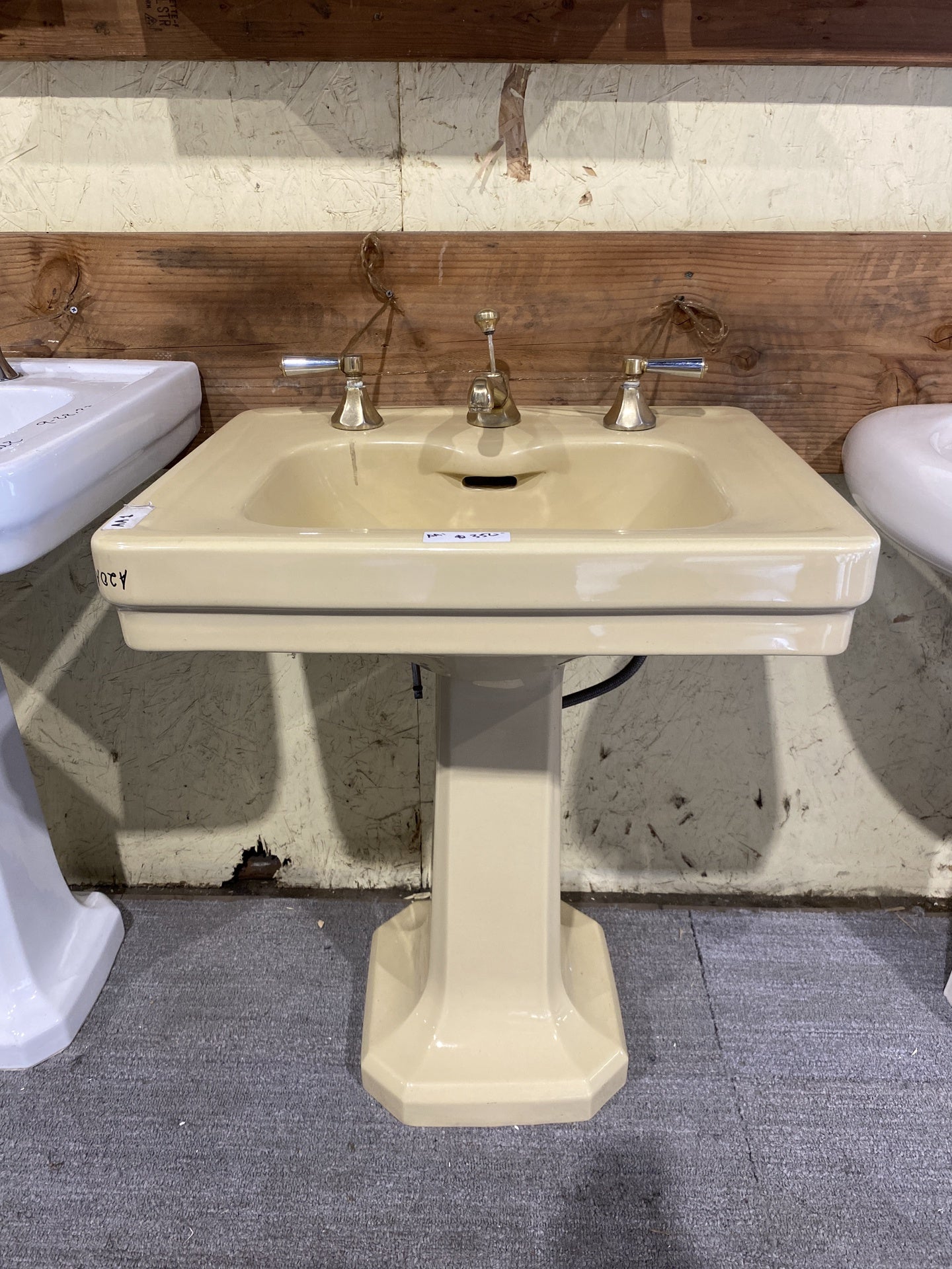 Vintage Pedestal Sink Yellow AA1