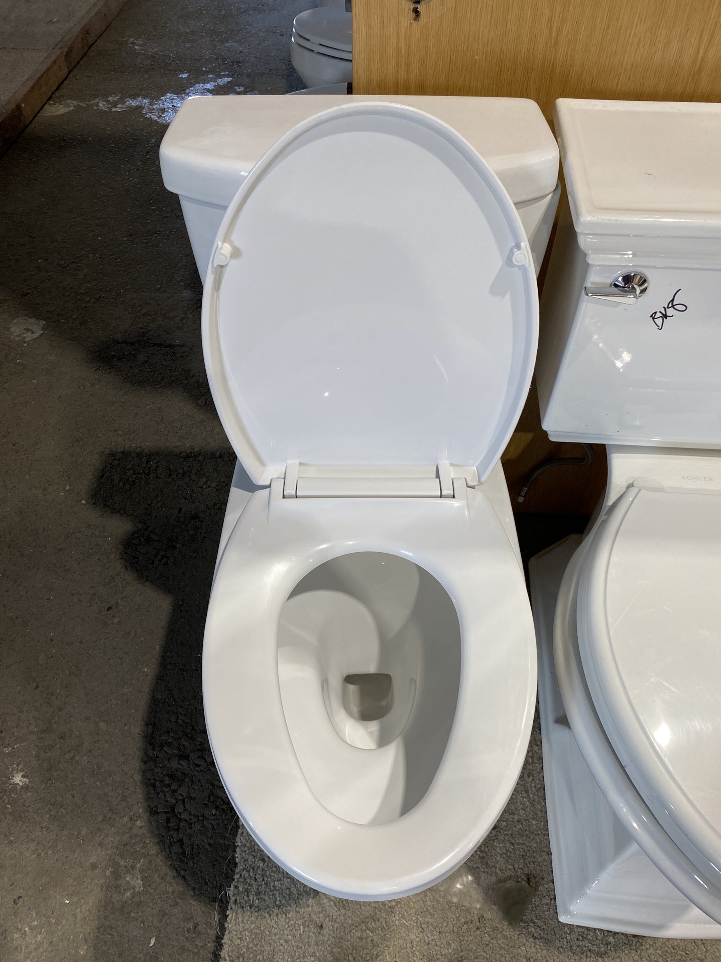 Toto Toilet White BZ3