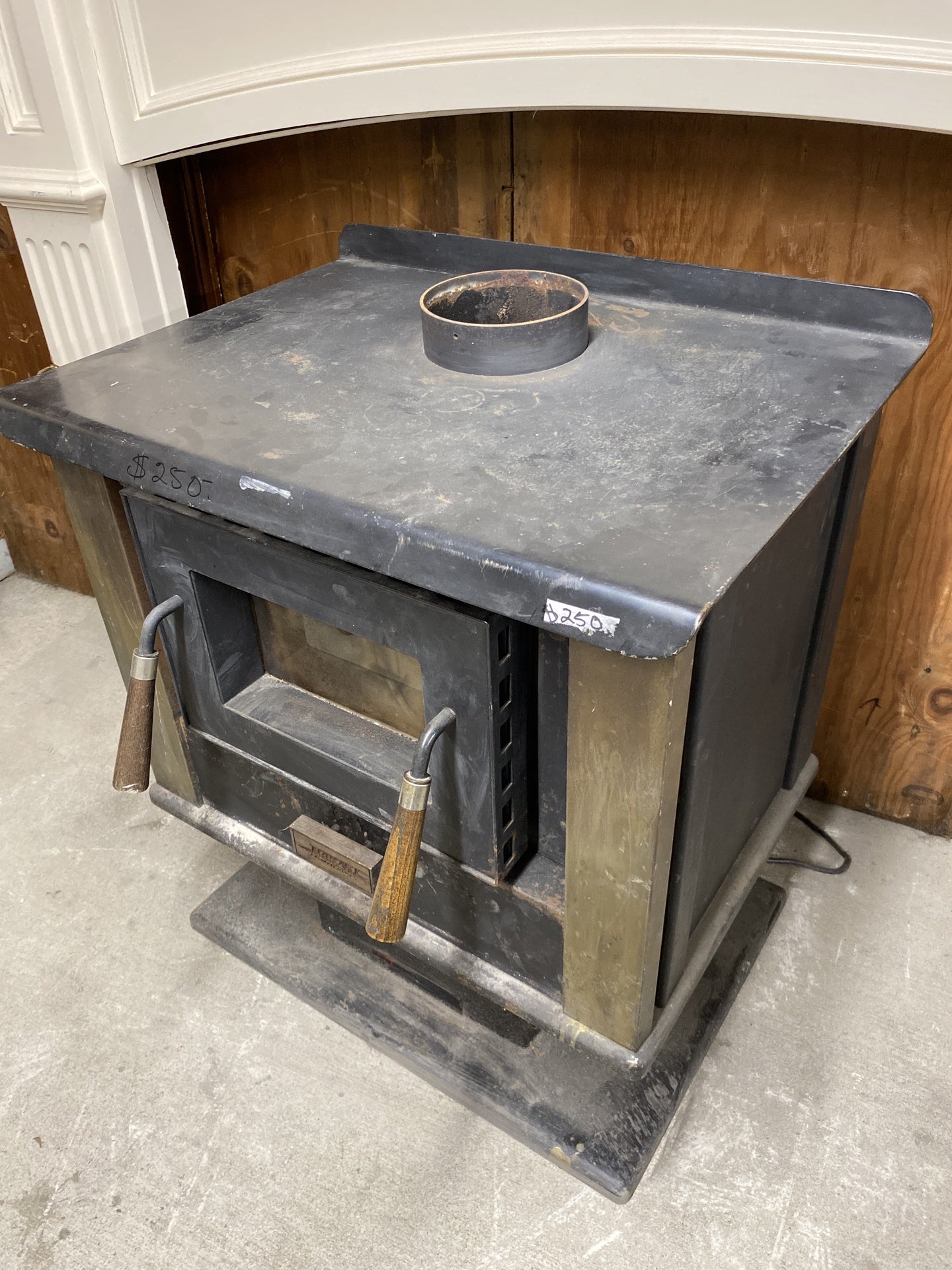 Arrow Wood Stove TRP