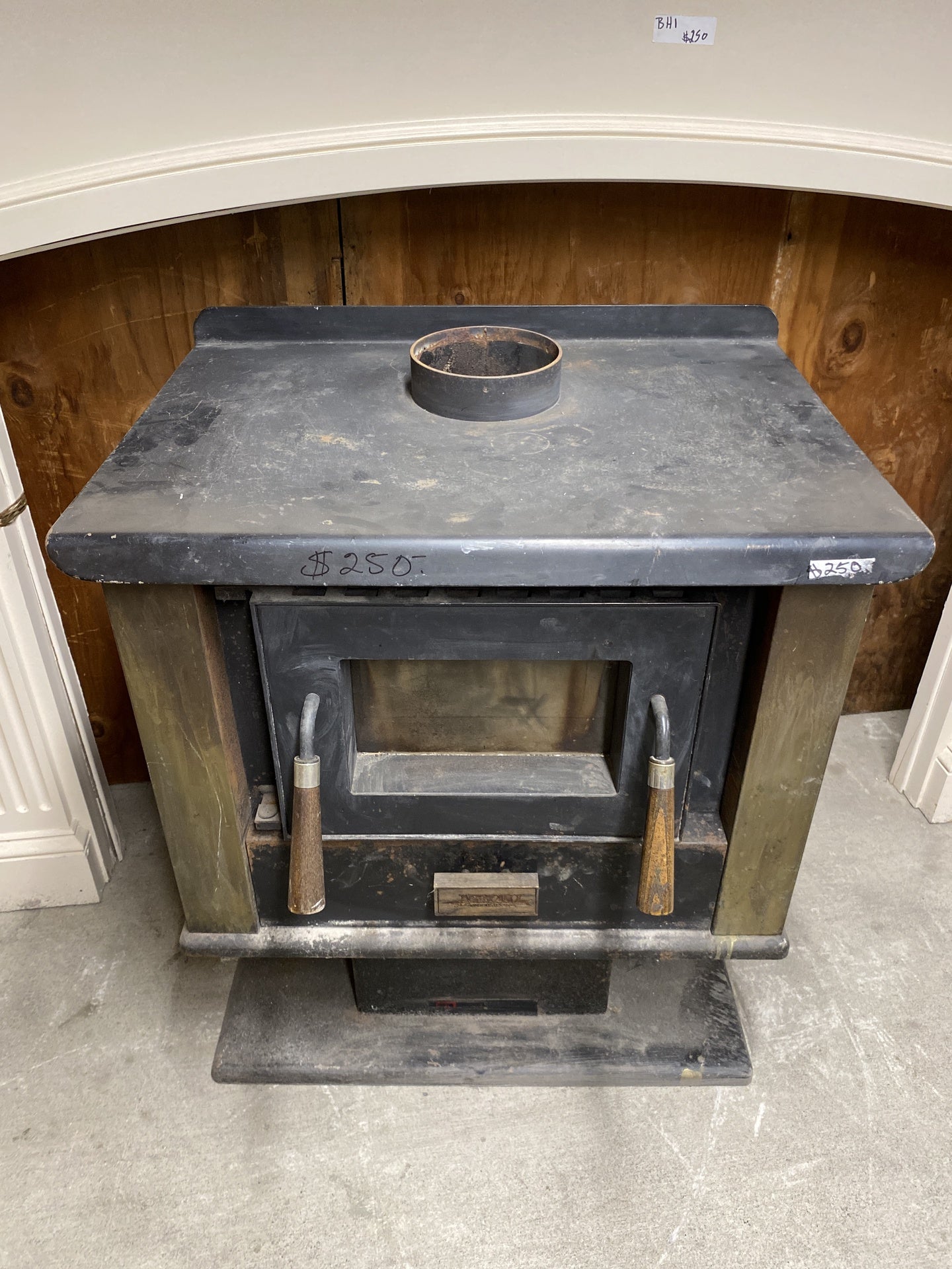 Arrow Wood Stove TRP