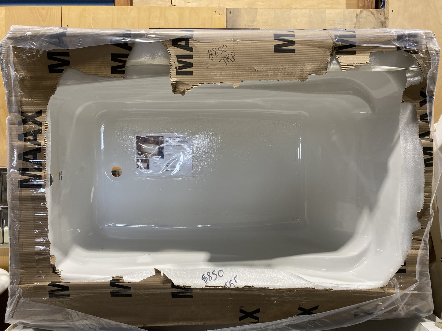 New Tenderness Acrylic Bathtub TRP