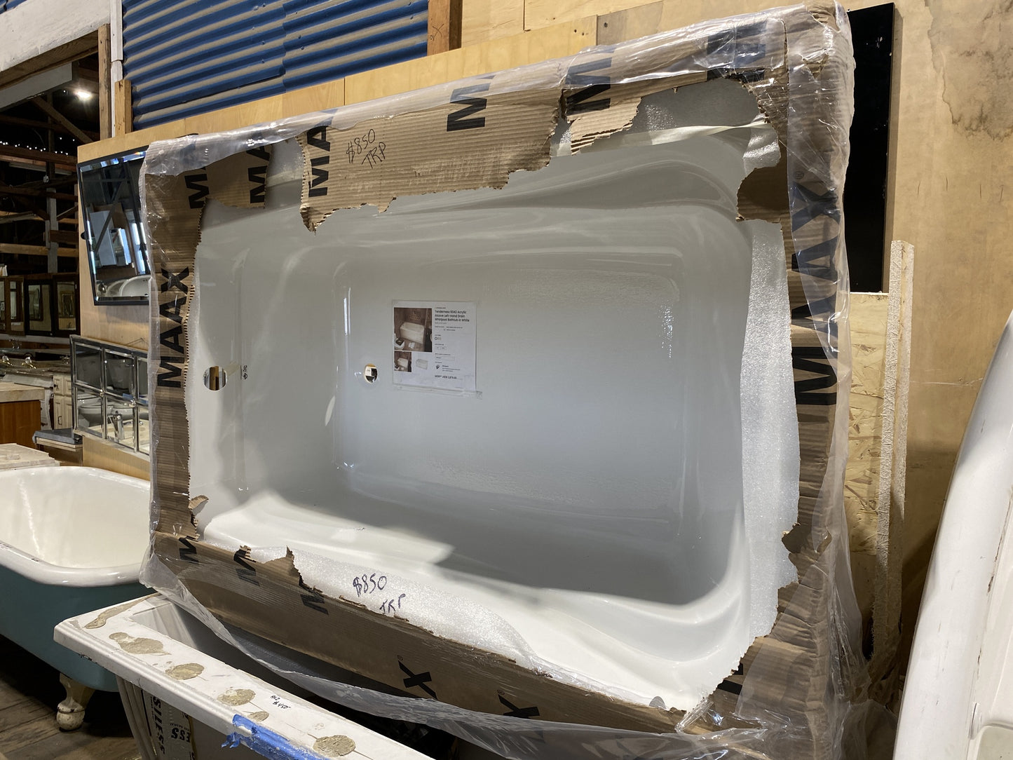 New Tenderness Acrylic Bathtub TRP