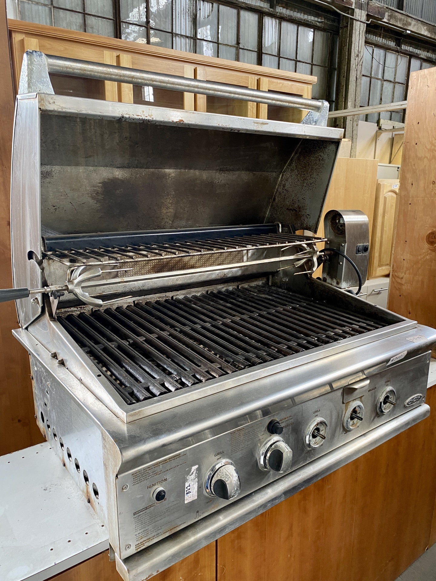 DCS BBQ Grill with Rotisserie BZ2