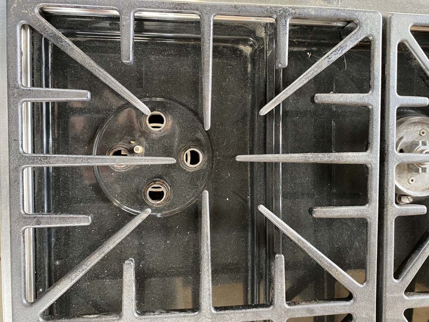 Dacor 6 Burner Gas Cooktop TRP