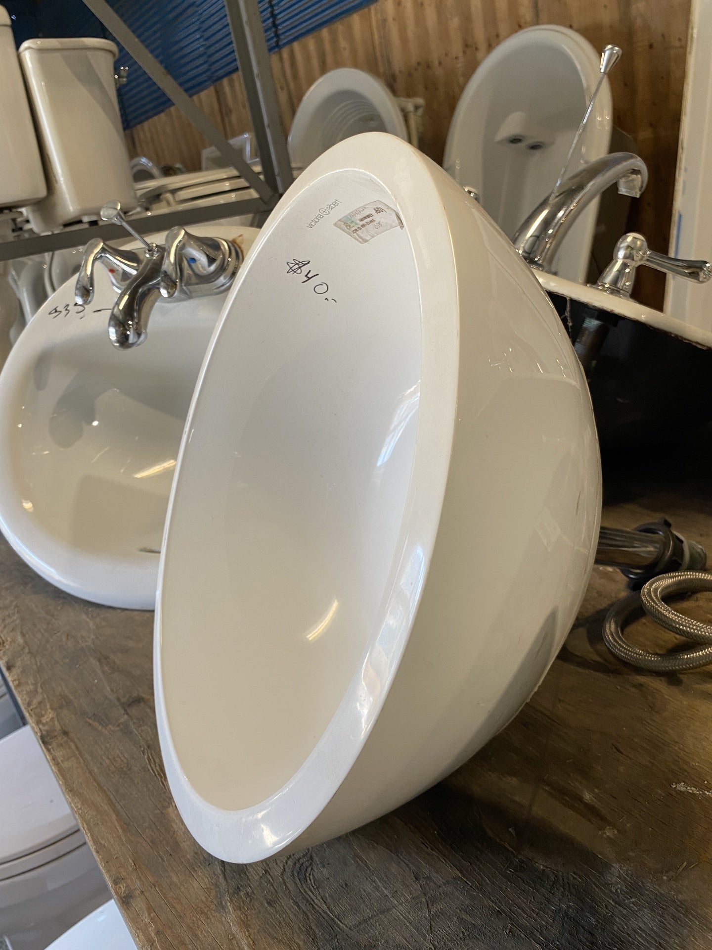 Victoria Albert Sink BM9