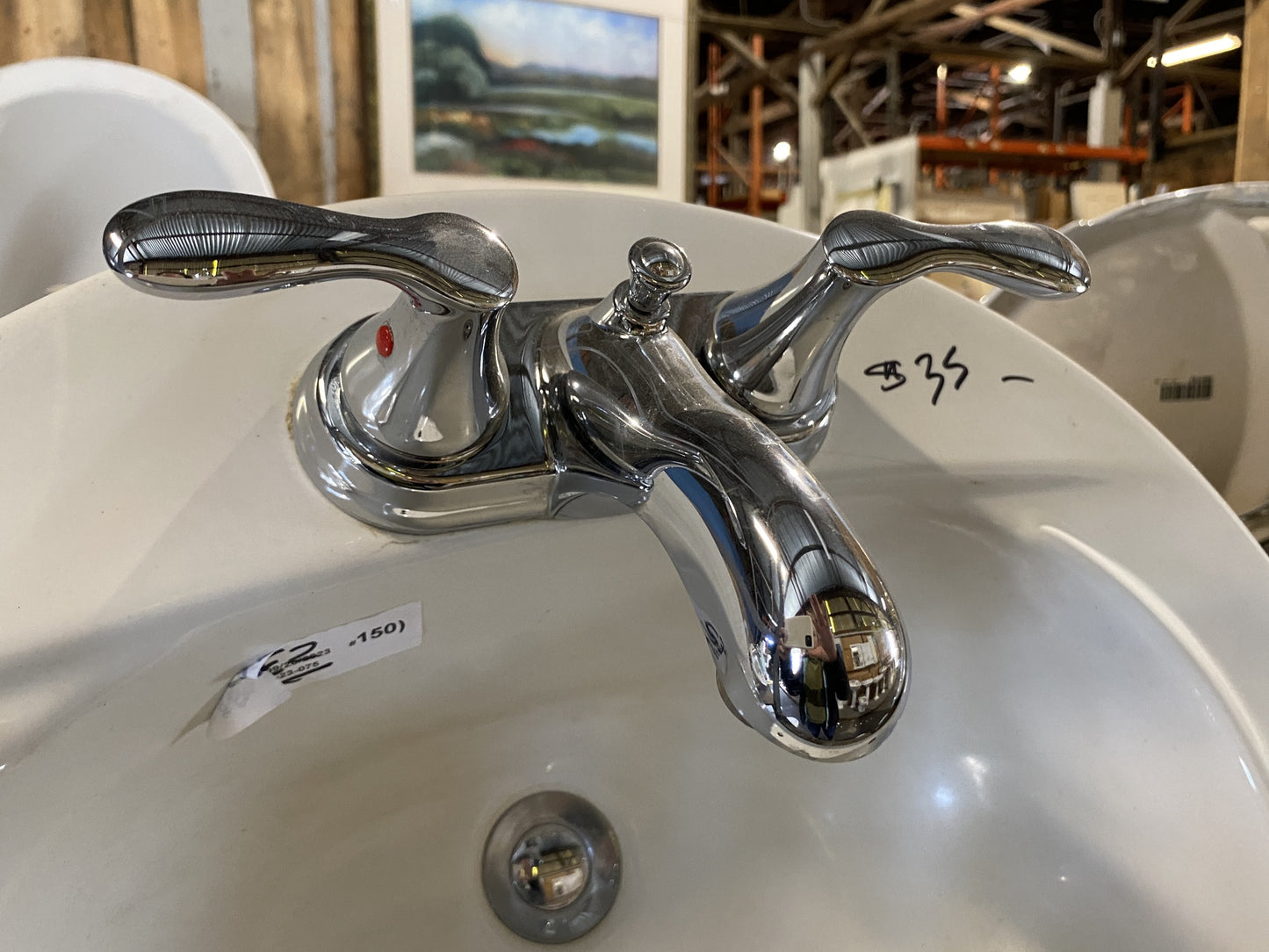 Oval White Sink BE2
