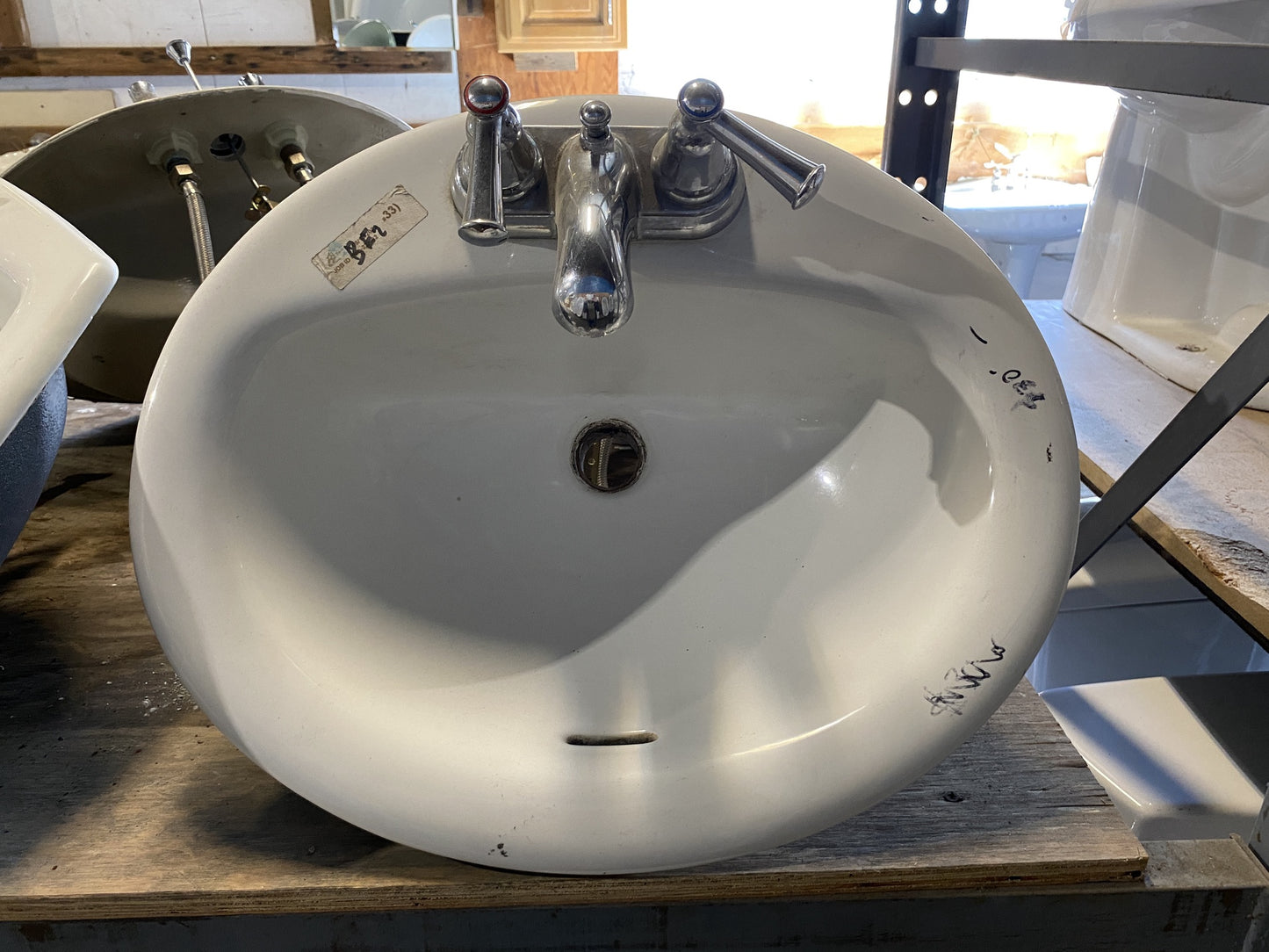 White Sink BE2