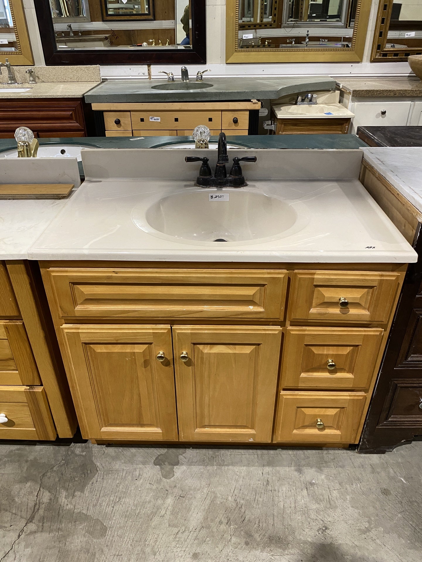 Wooden Bathroom Vanity HHH