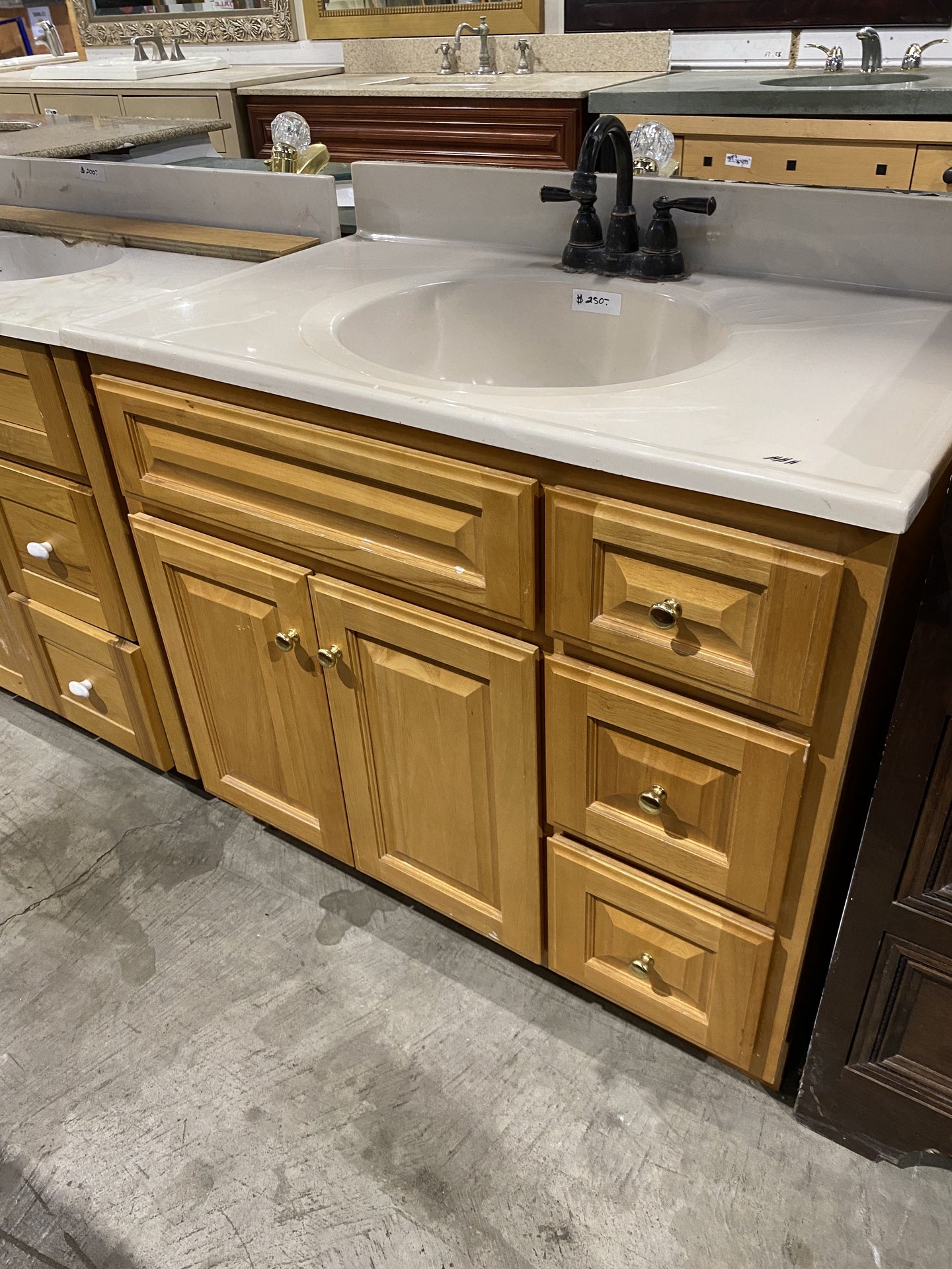 Wooden Bathroom Vanity HHH