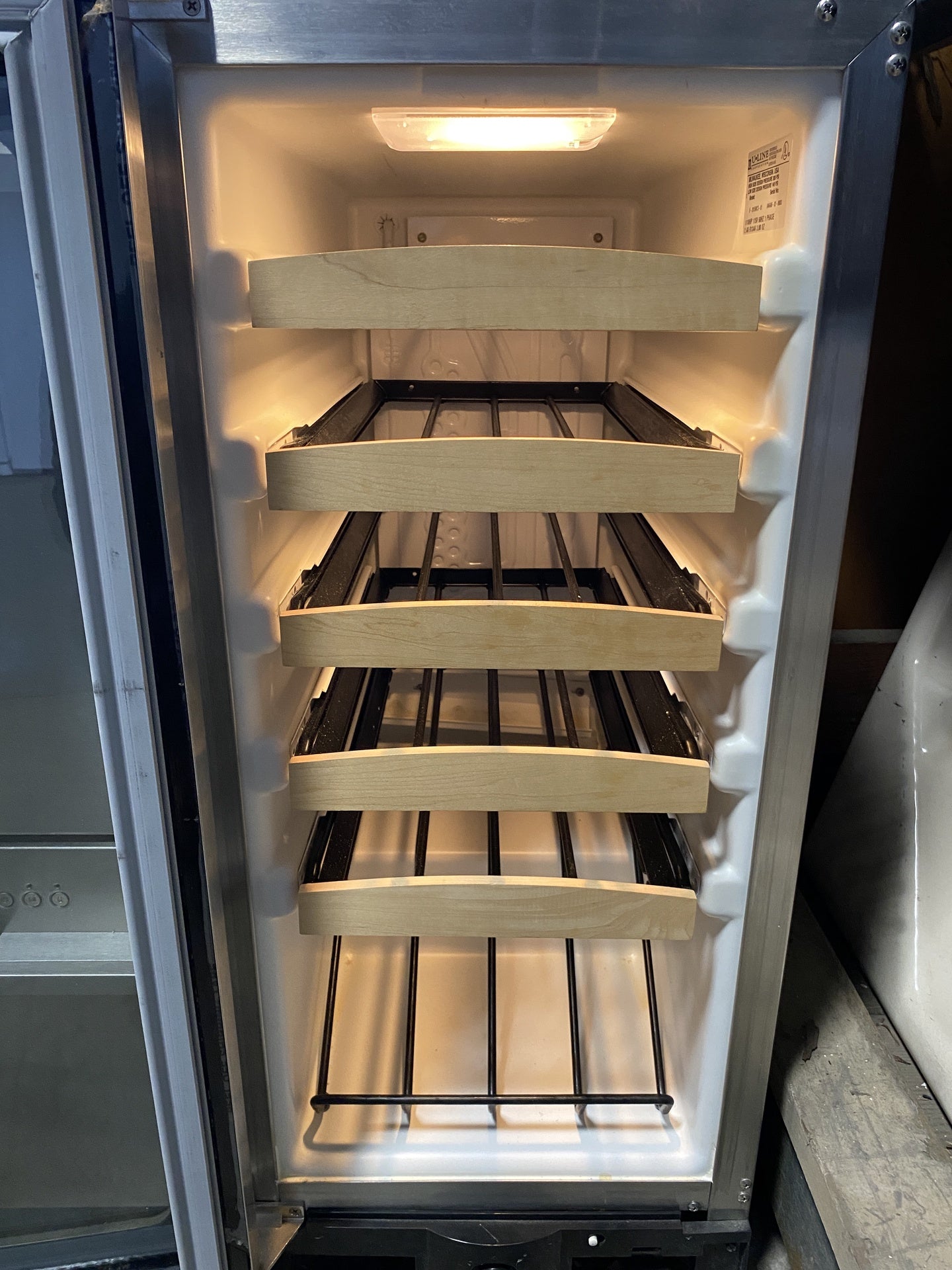 U-Line Wine Refrigerator BV1