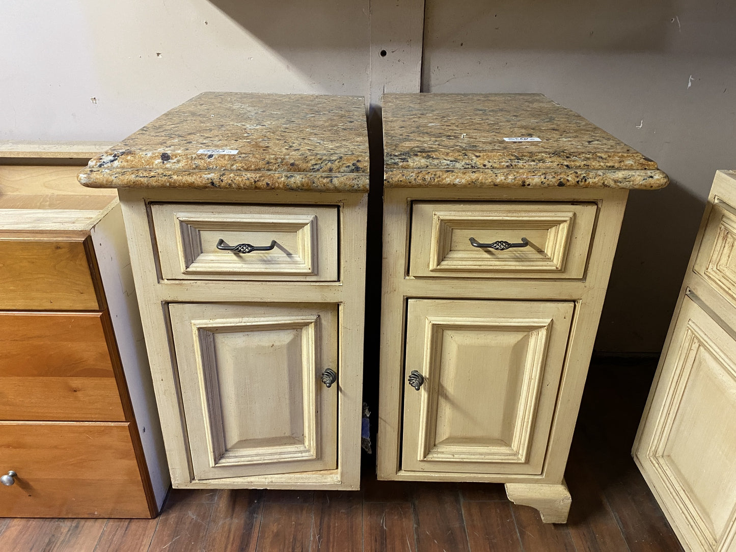 Cream Colored Cabinet Set BY3