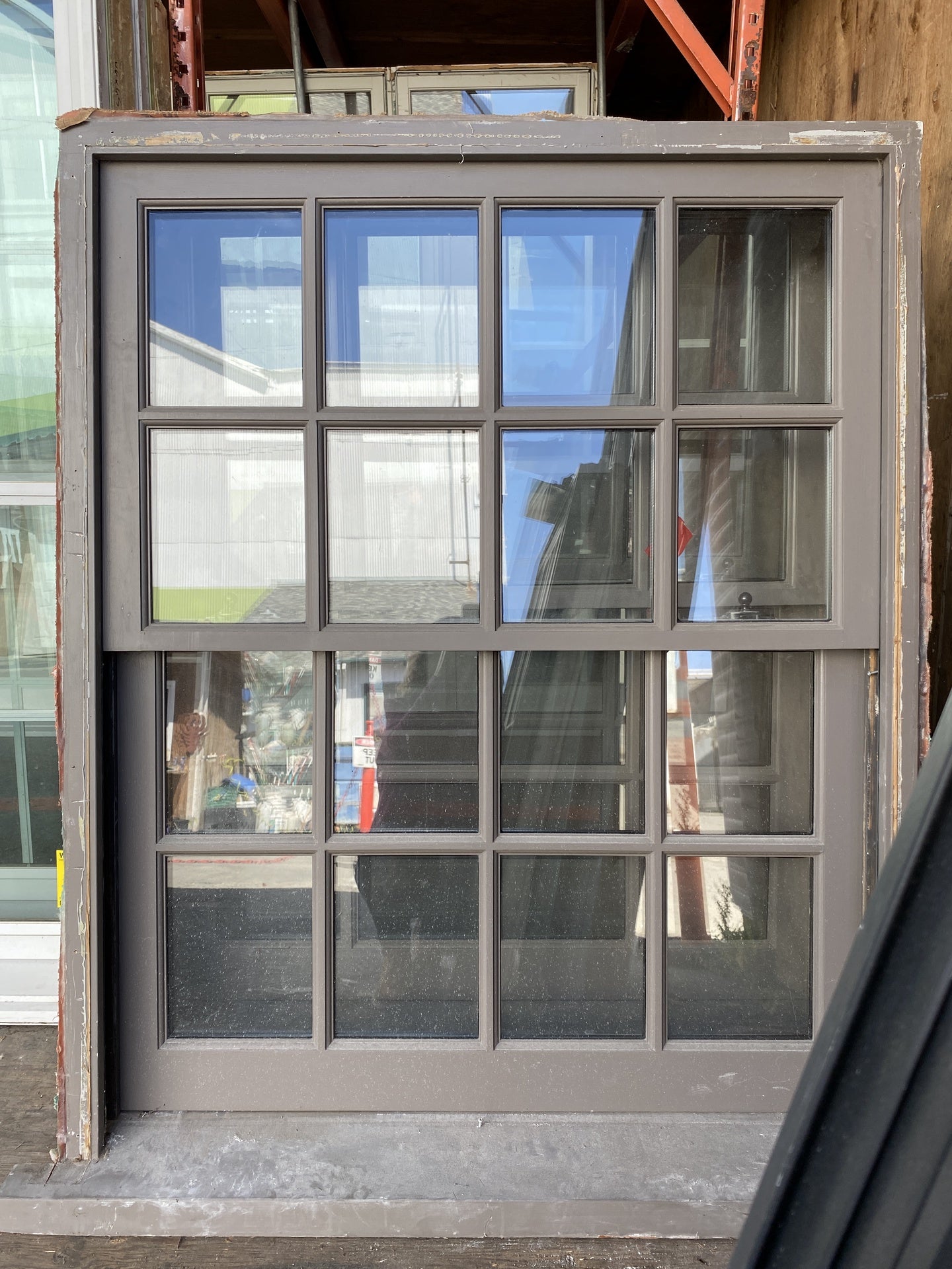 Gray Windows BK5